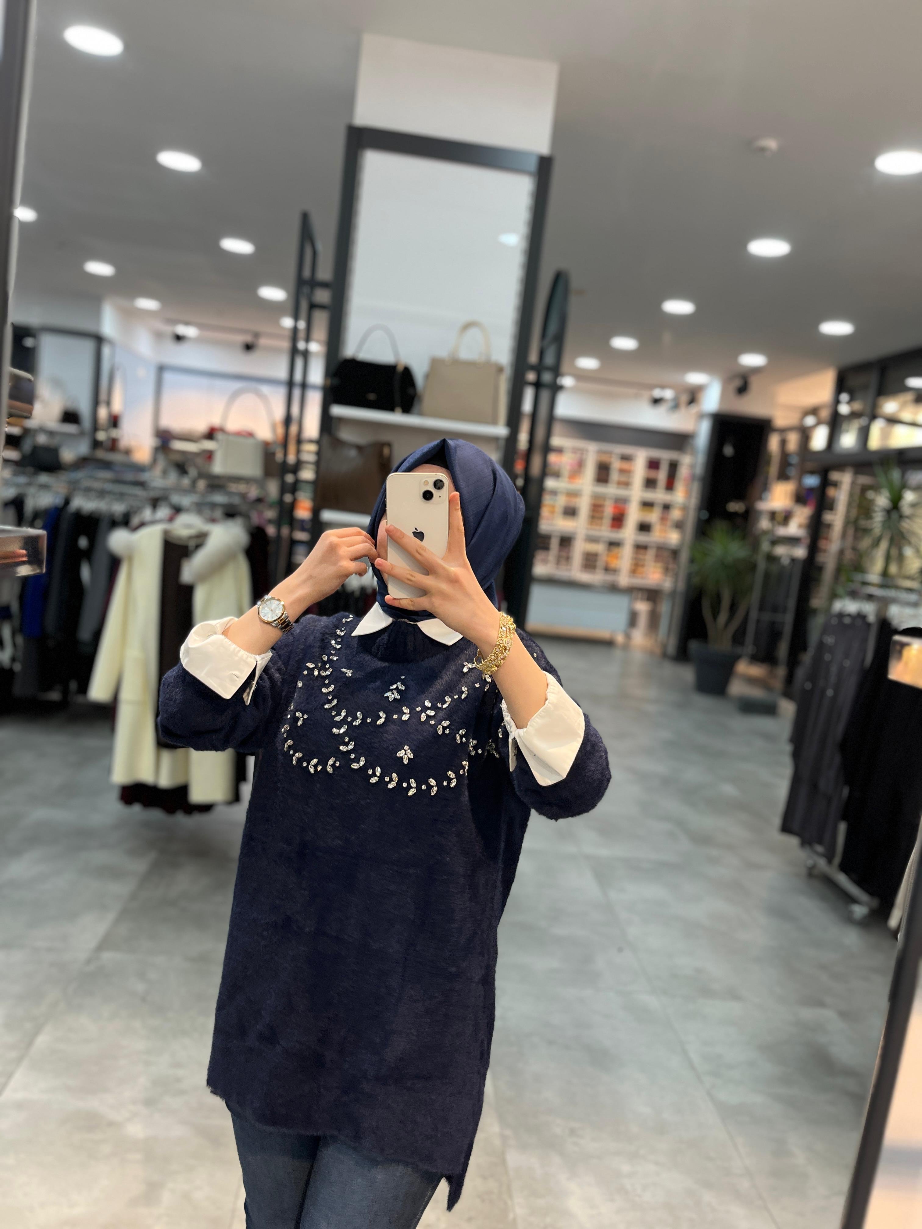 Nuss Triko Önü Taşlı Angora Tunik - Lacivert