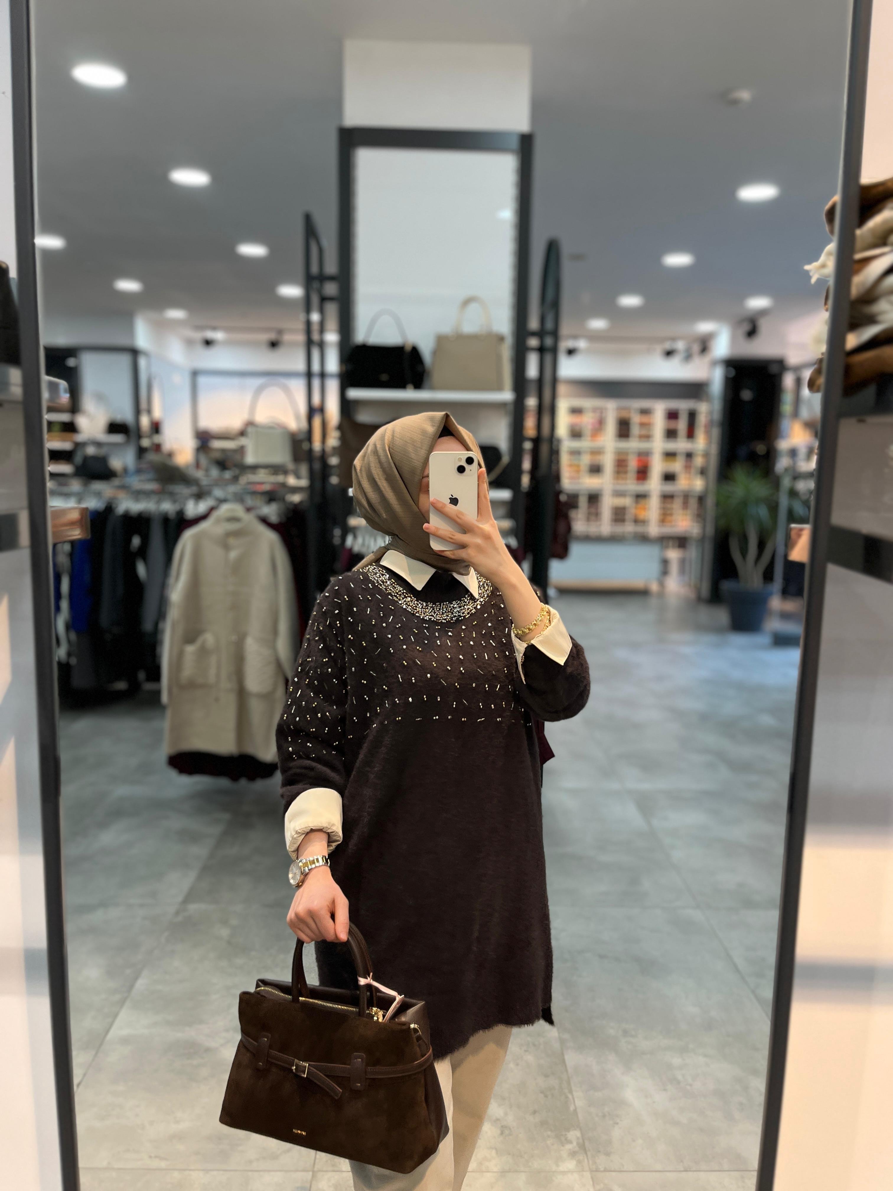 Nuss Triko Yaka Ve Önü Taşlı Angora Tunik - Kahve