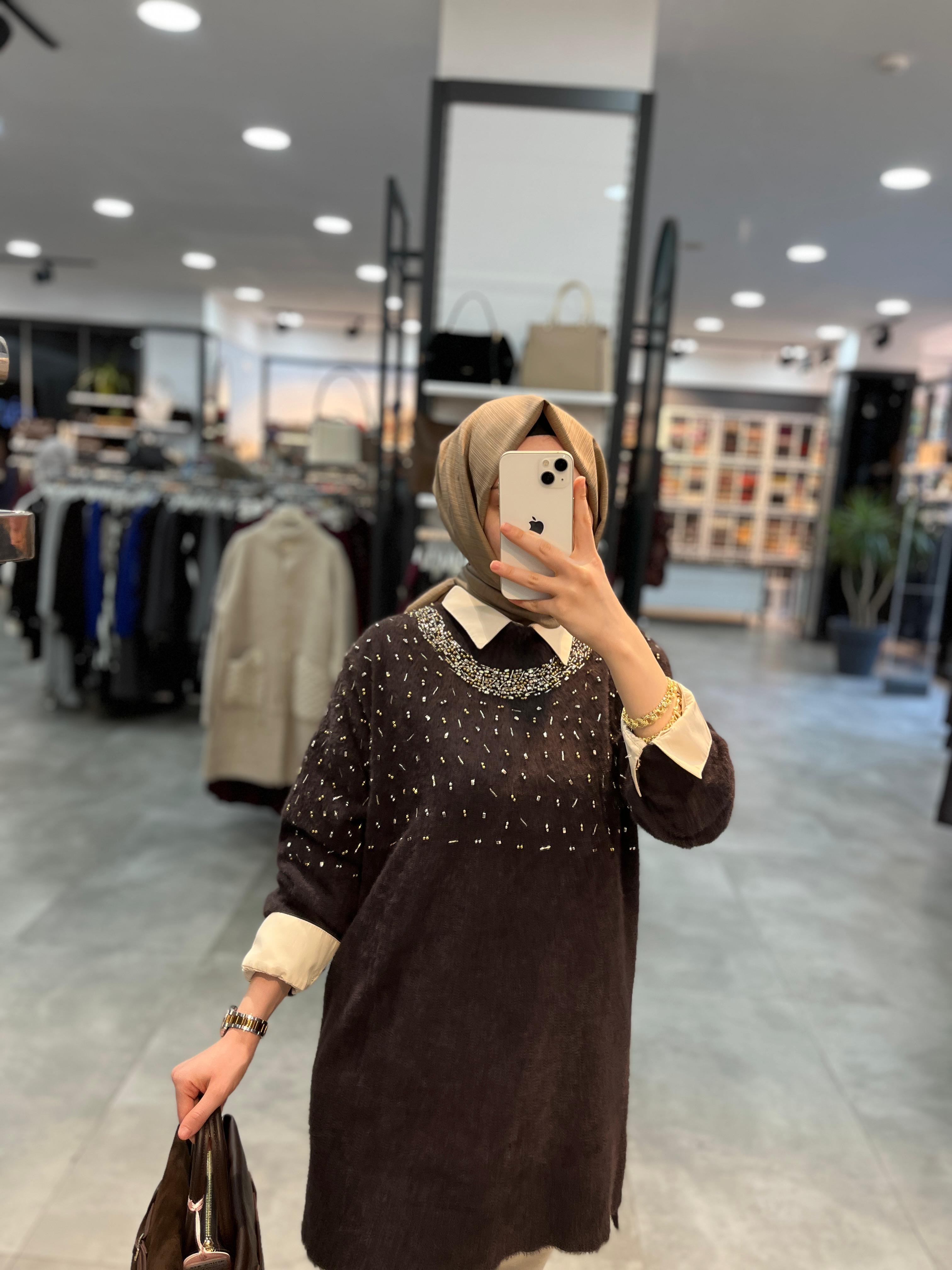 Nuss Triko Yaka Ve Önü Taşlı Angora Tunik - Kahve