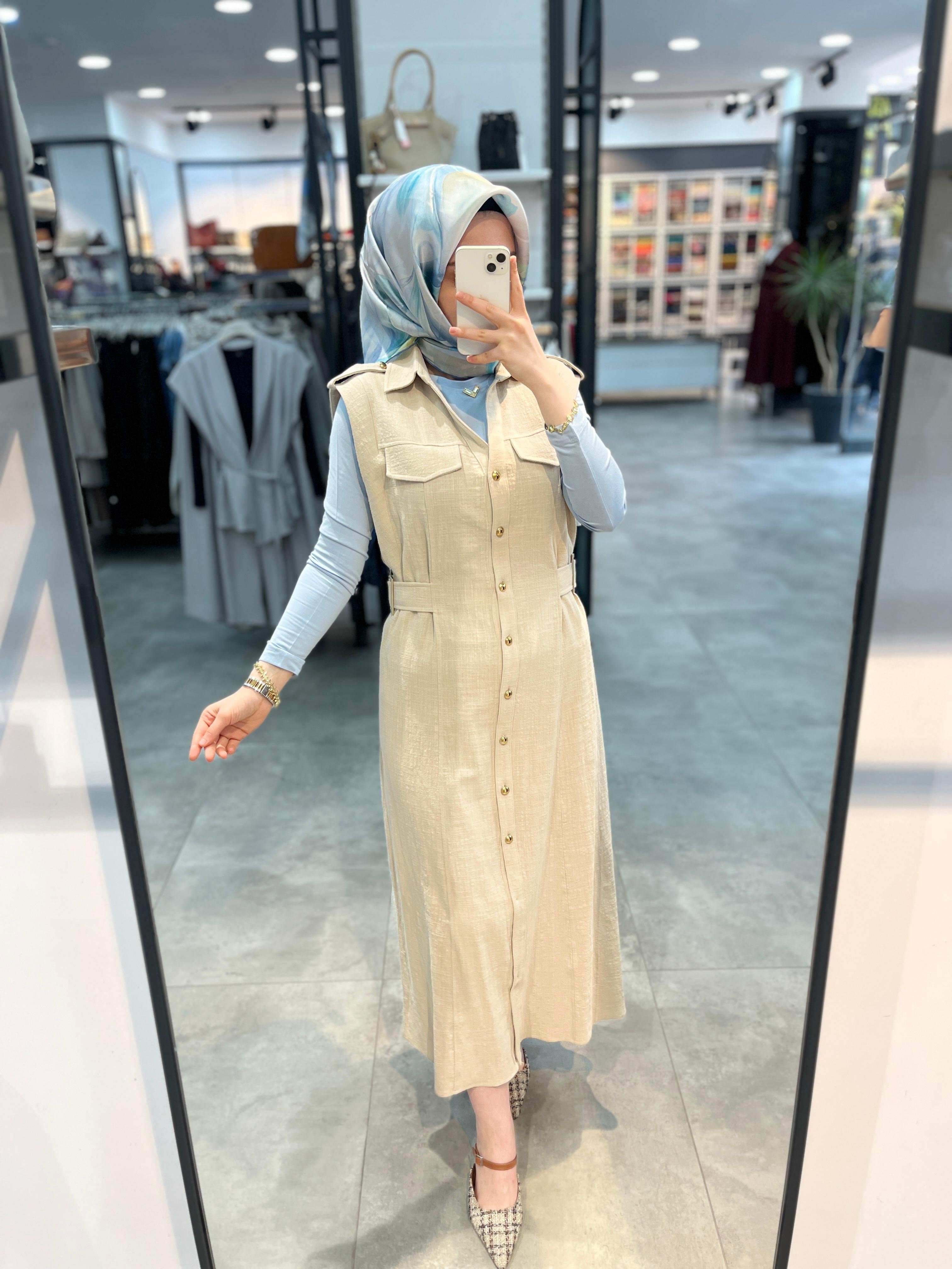 On Triko Kolsuz Düğmeli Midi Elbise - Bej