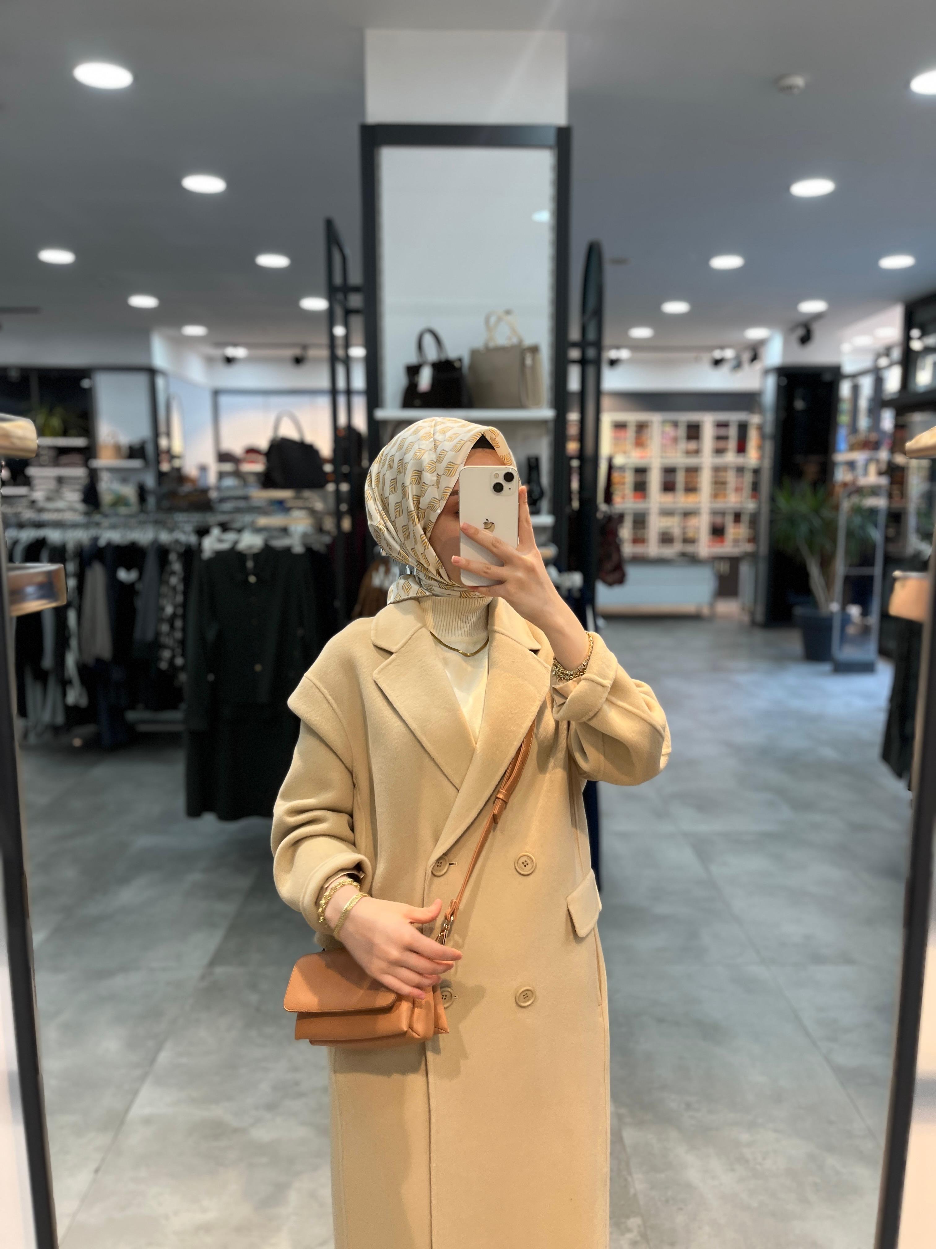 Tuğba Kruvaze Kaban - Bej