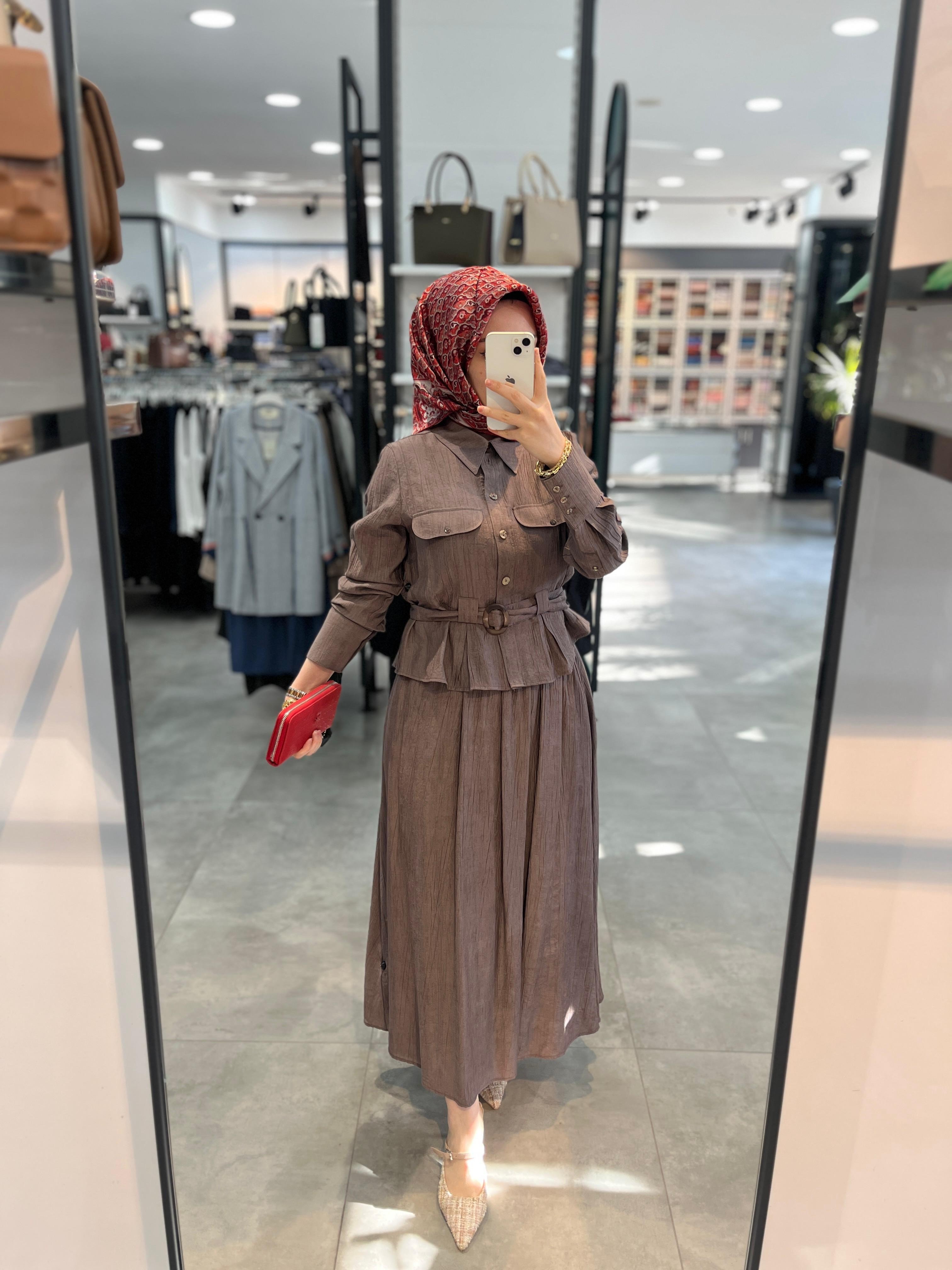 Tuğba Önden Pilikaşeli Takım - Kahve