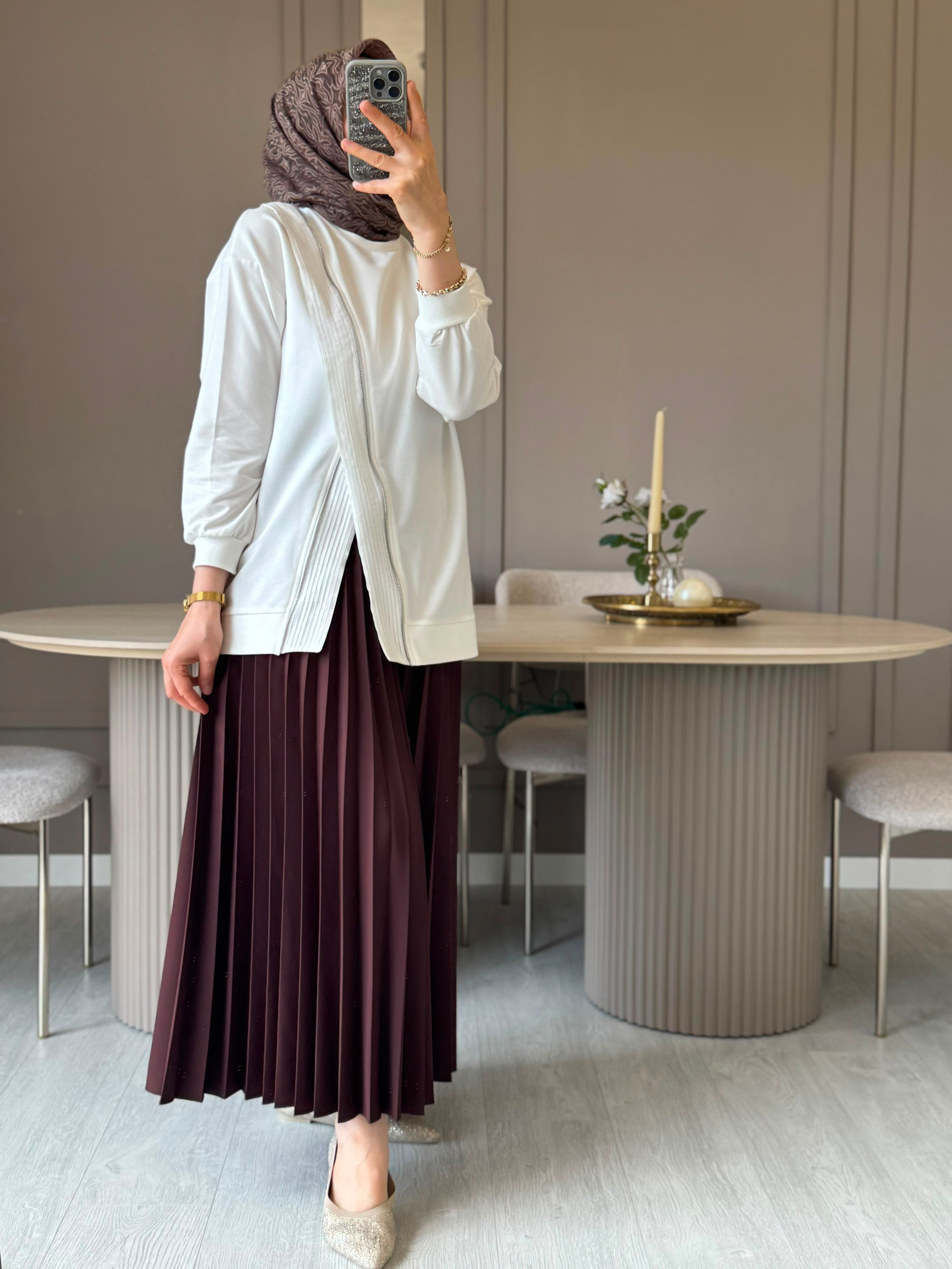 Sweatfermuardetaylı 