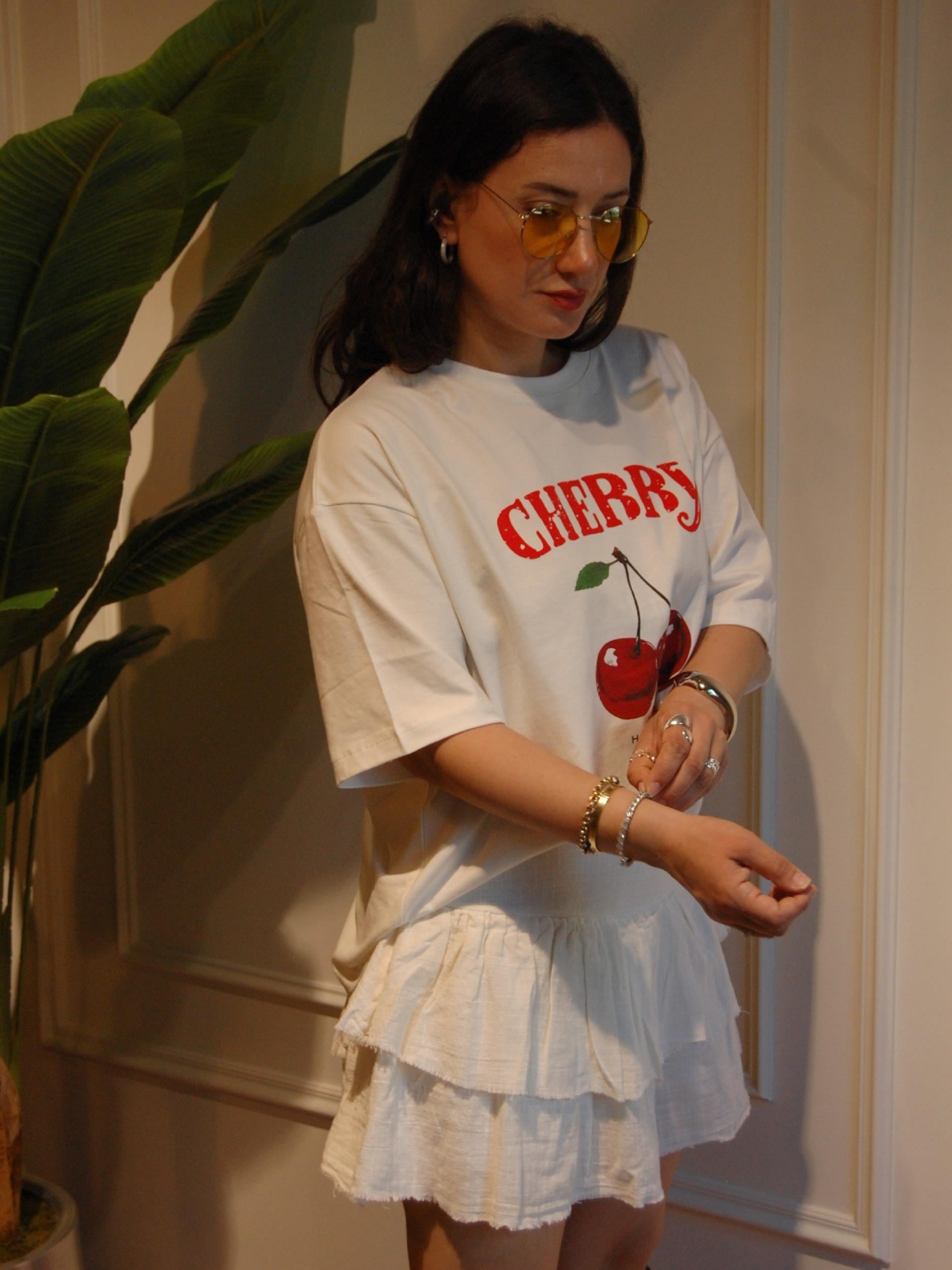 CHERRY T-SHIRT 