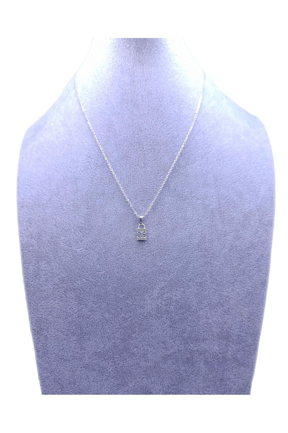 Minimalist Kilit Model Kolye
