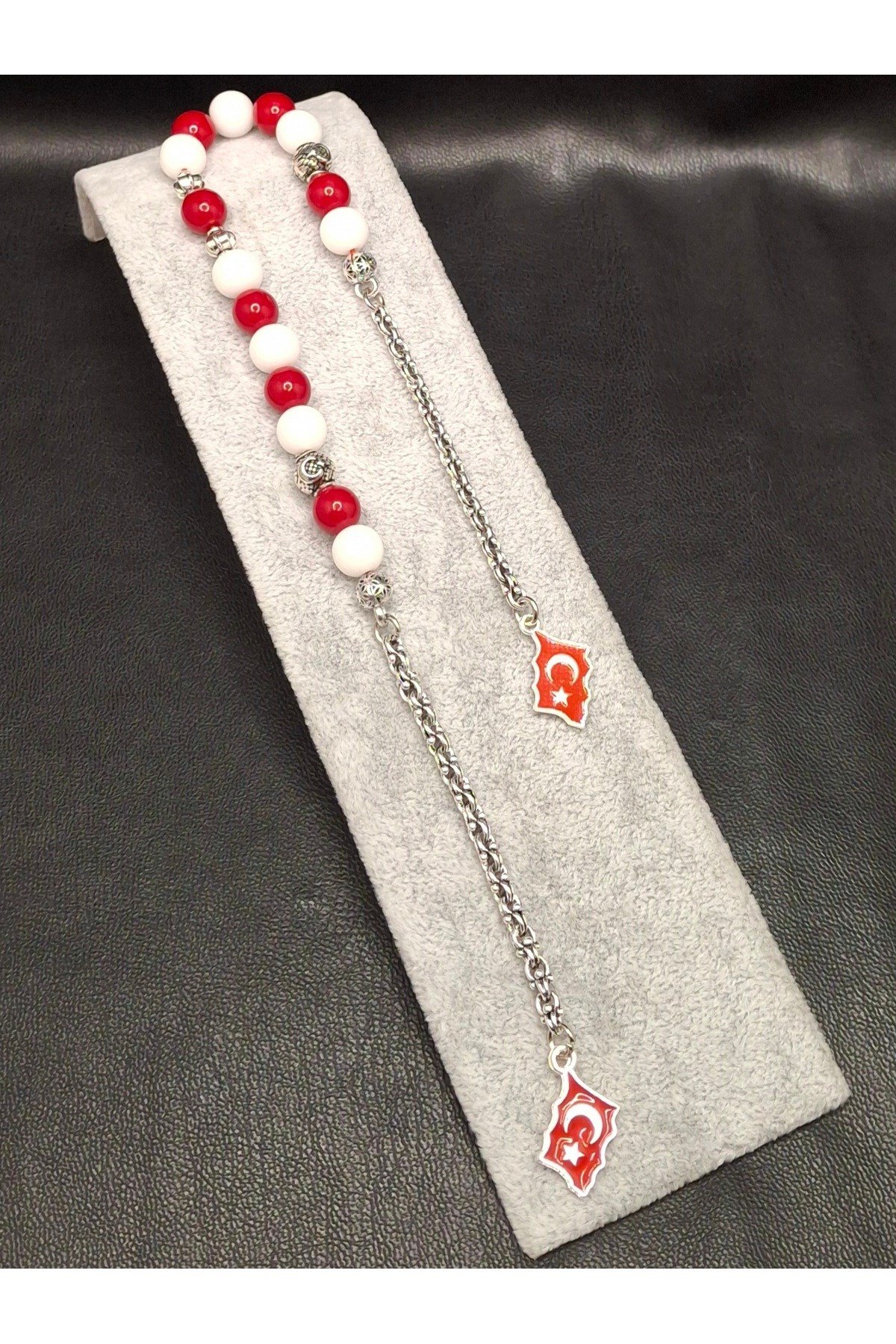 ozel-tasarim-turk-model-kirmizi-beyaz--19-e7f.jpg