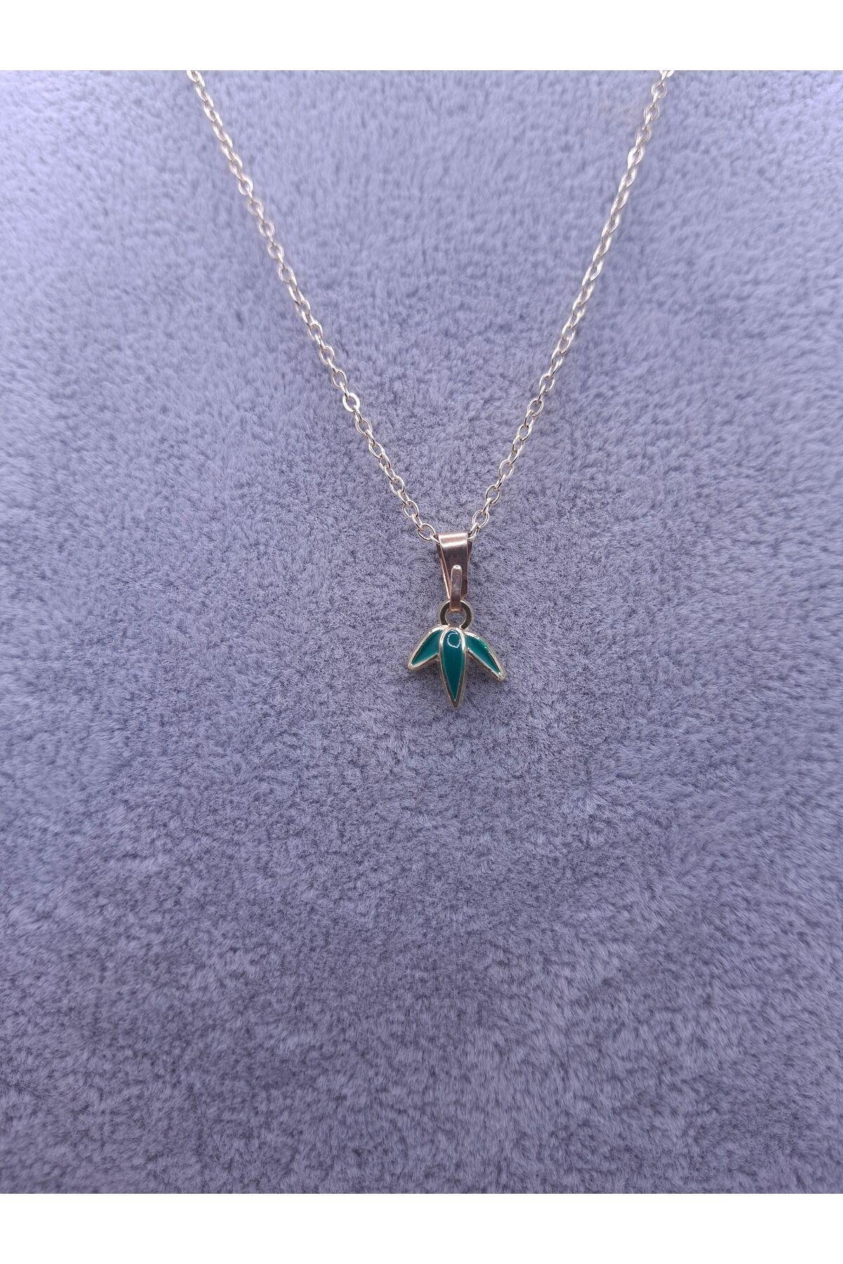 Yeşil Ot Model Kolye