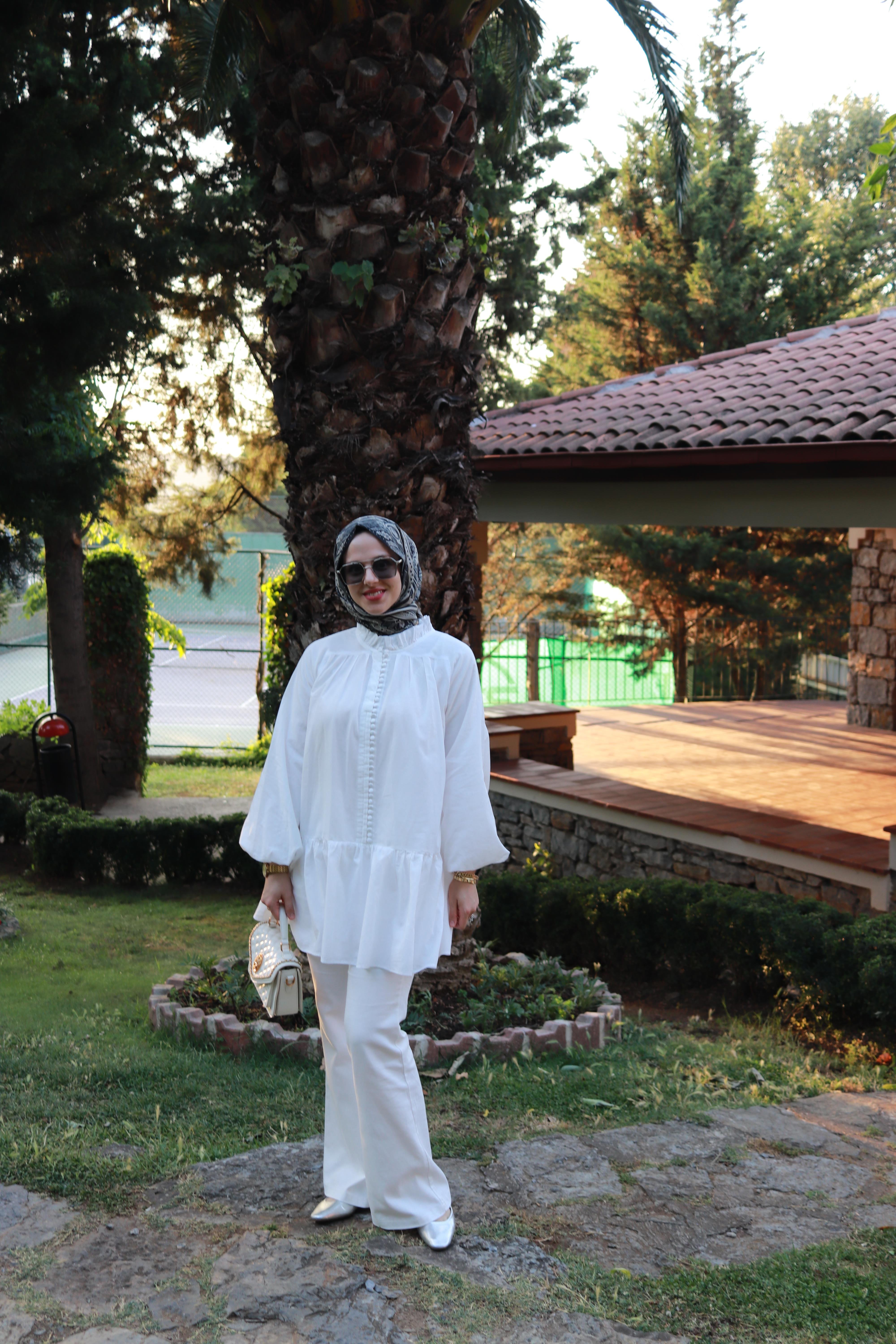 BRİTLİ VUAL GÖMLEK - EKRU (%100 PAMUK)