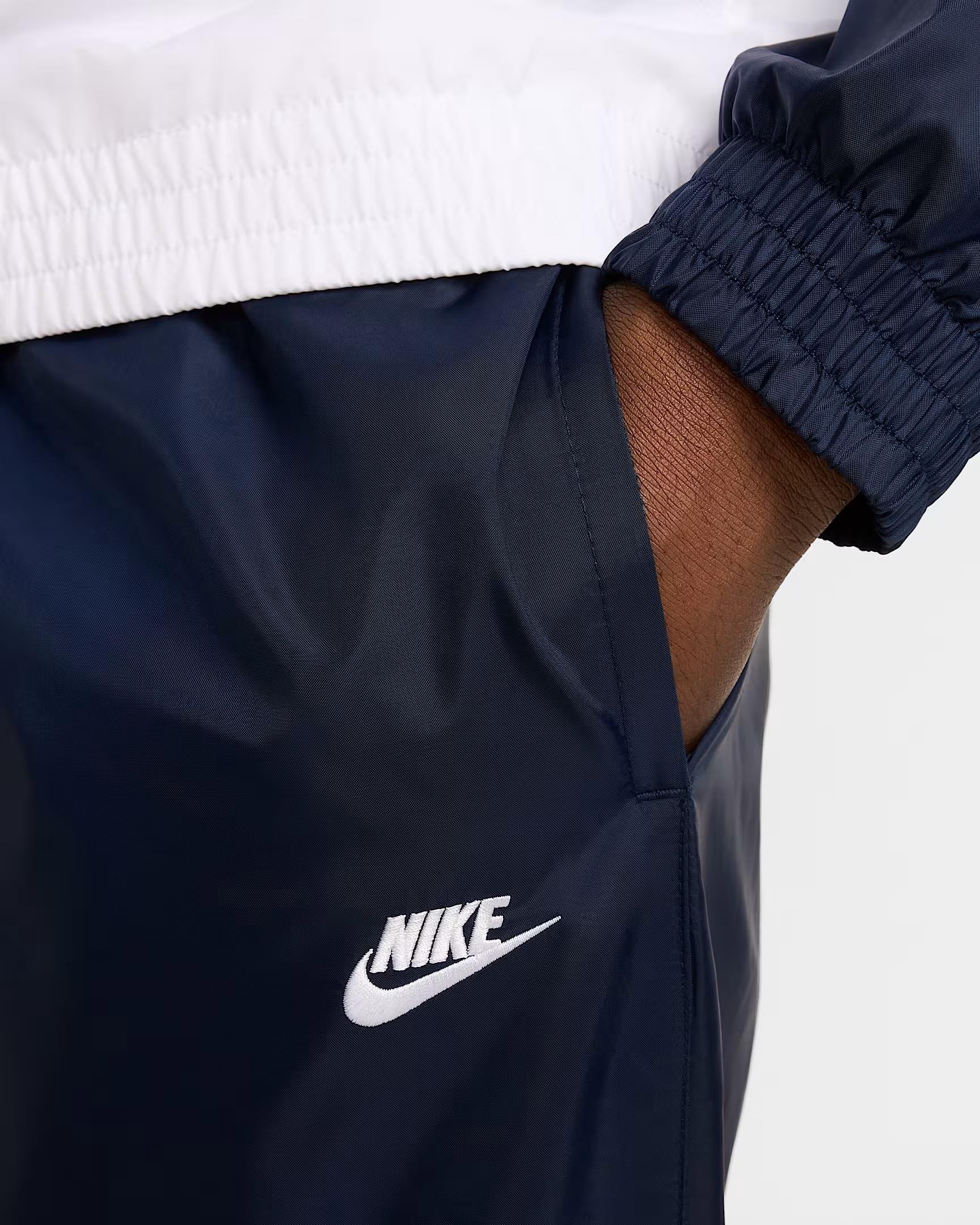 Nike Club Dokuma Erkek Eşofmanı