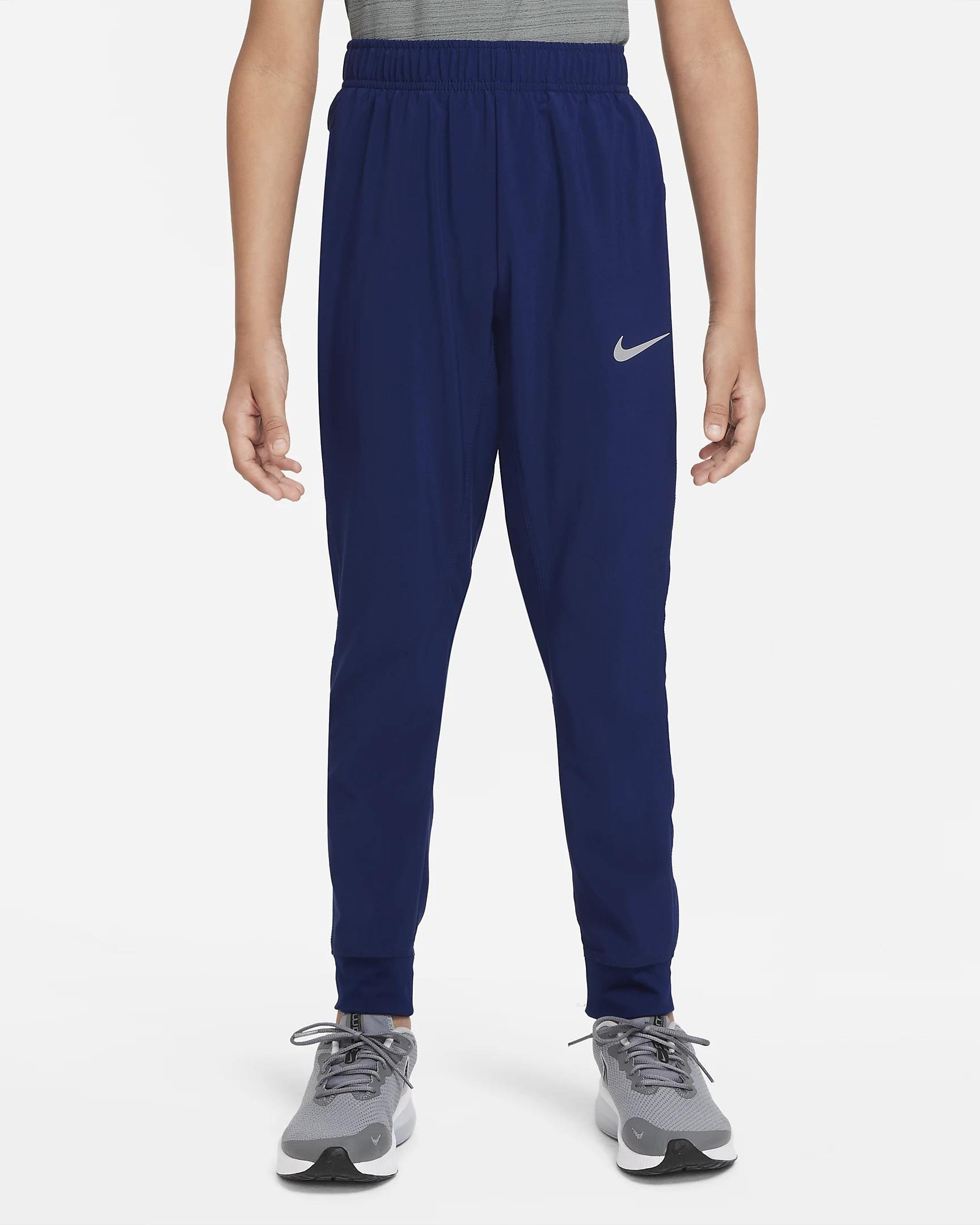 Nike Dri-FIT Dokuma Genç Çocuk (Erkek) Antrenman Eşofman Altı