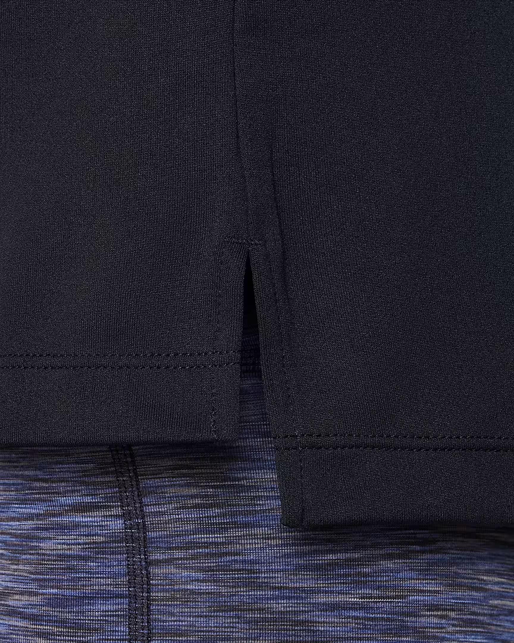 Nike Dri-FIT Uzun Kollu Çeyrek Fermuarlı Kız Çocuk Üstü
