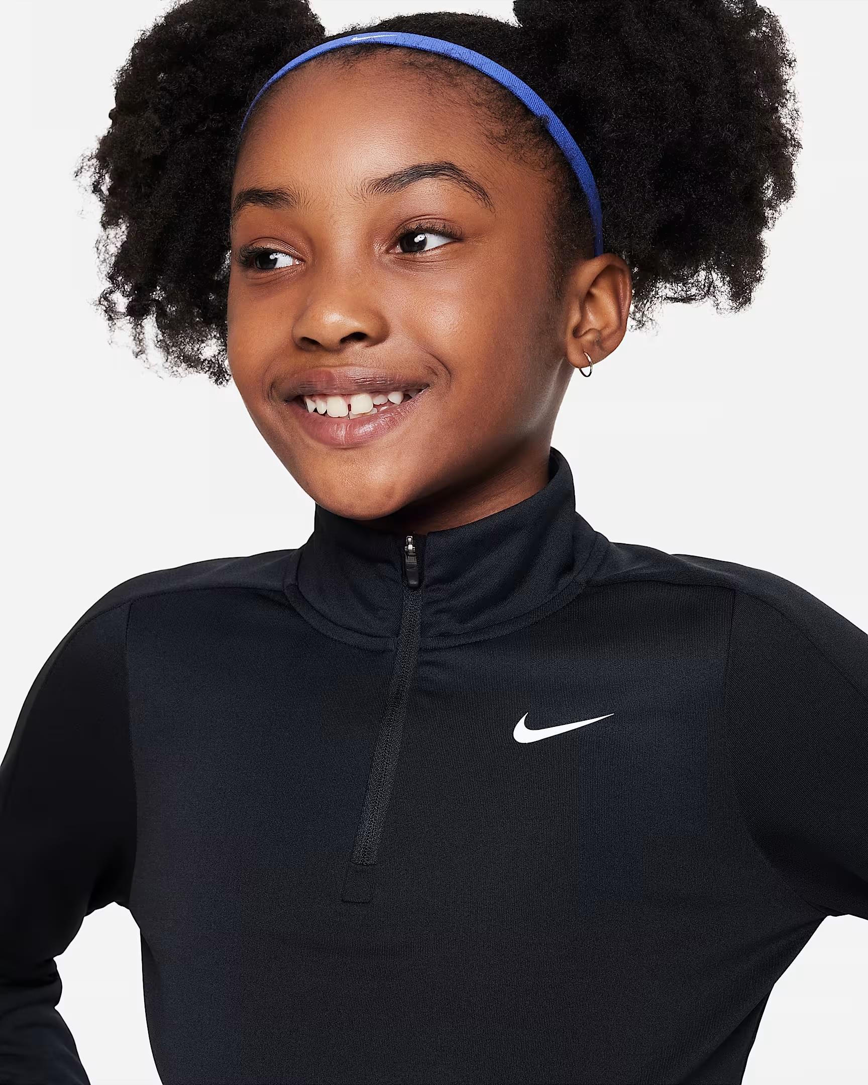 Nike Dri-FIT Uzun Kollu Çeyrek Fermuarlı Kız Çocuk Üstü