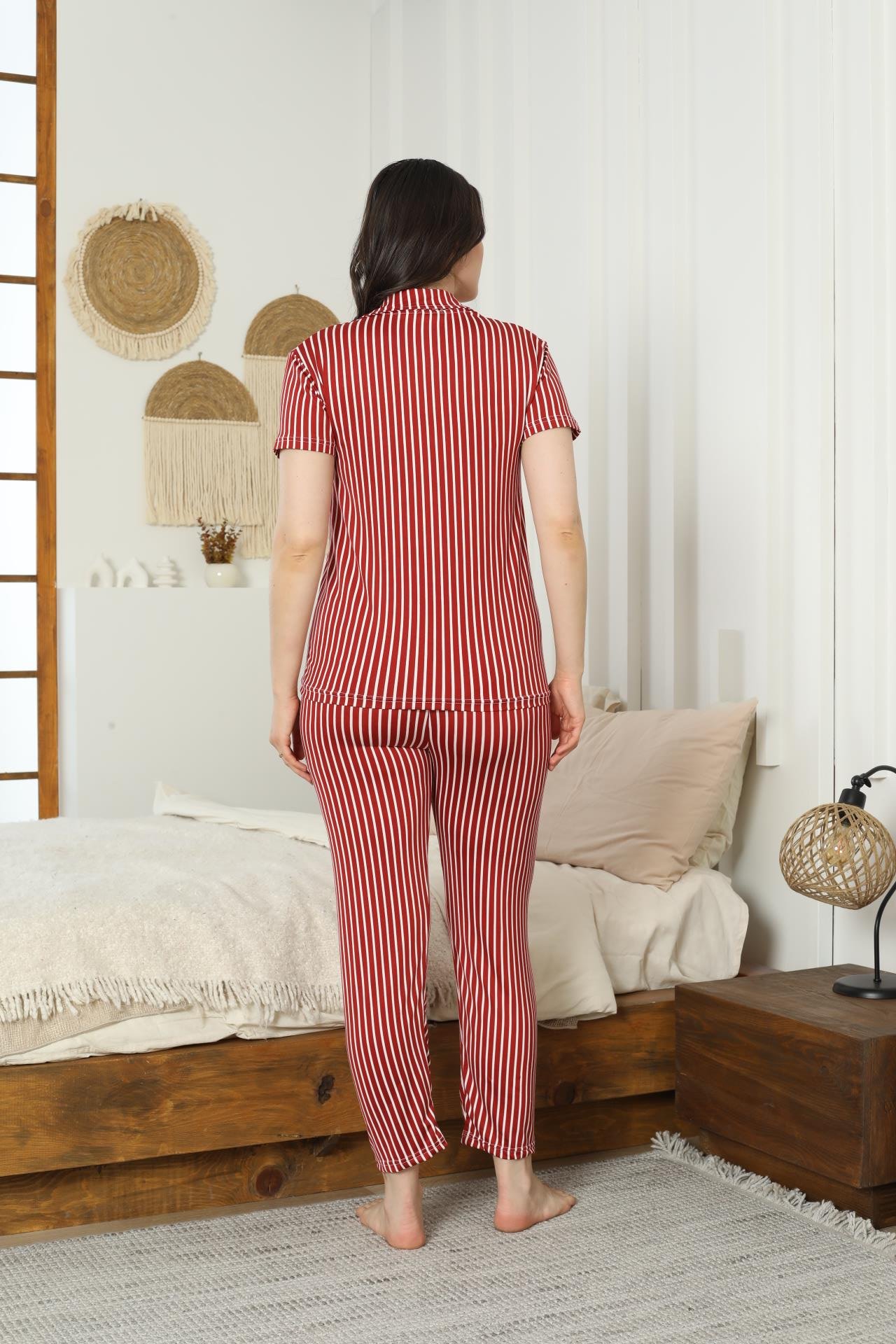Kadın Milan Düğmeli Çizgili Kırmızı Pijama Takımı