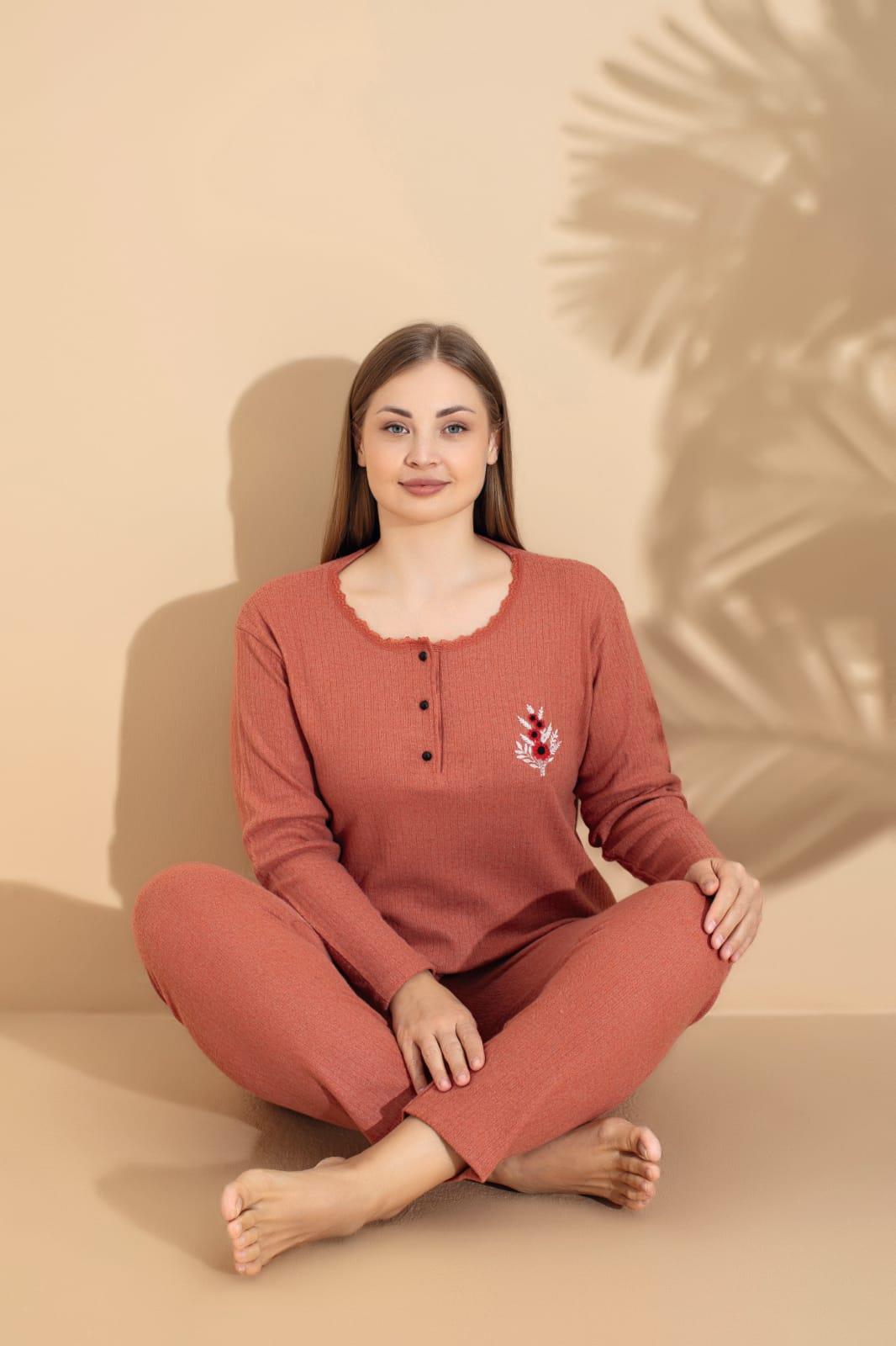 KIŞLIK GENİŞ KALIP ANNE UZUN KOLLU PİJAMA TAKIMI