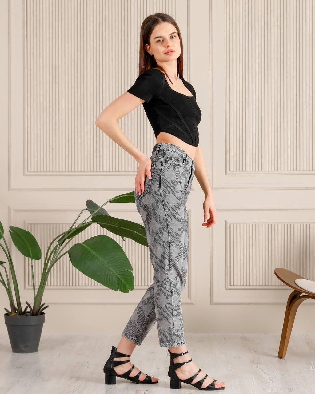 PANTOLONDesenli Mom Jeans