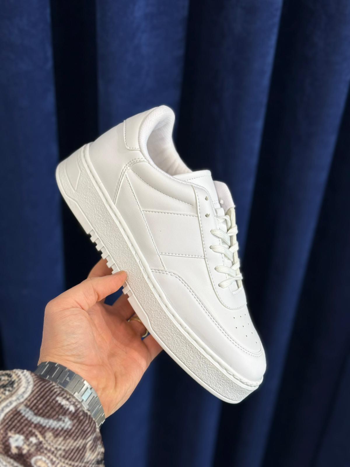 Beyaz Sneakers Ayakkabı