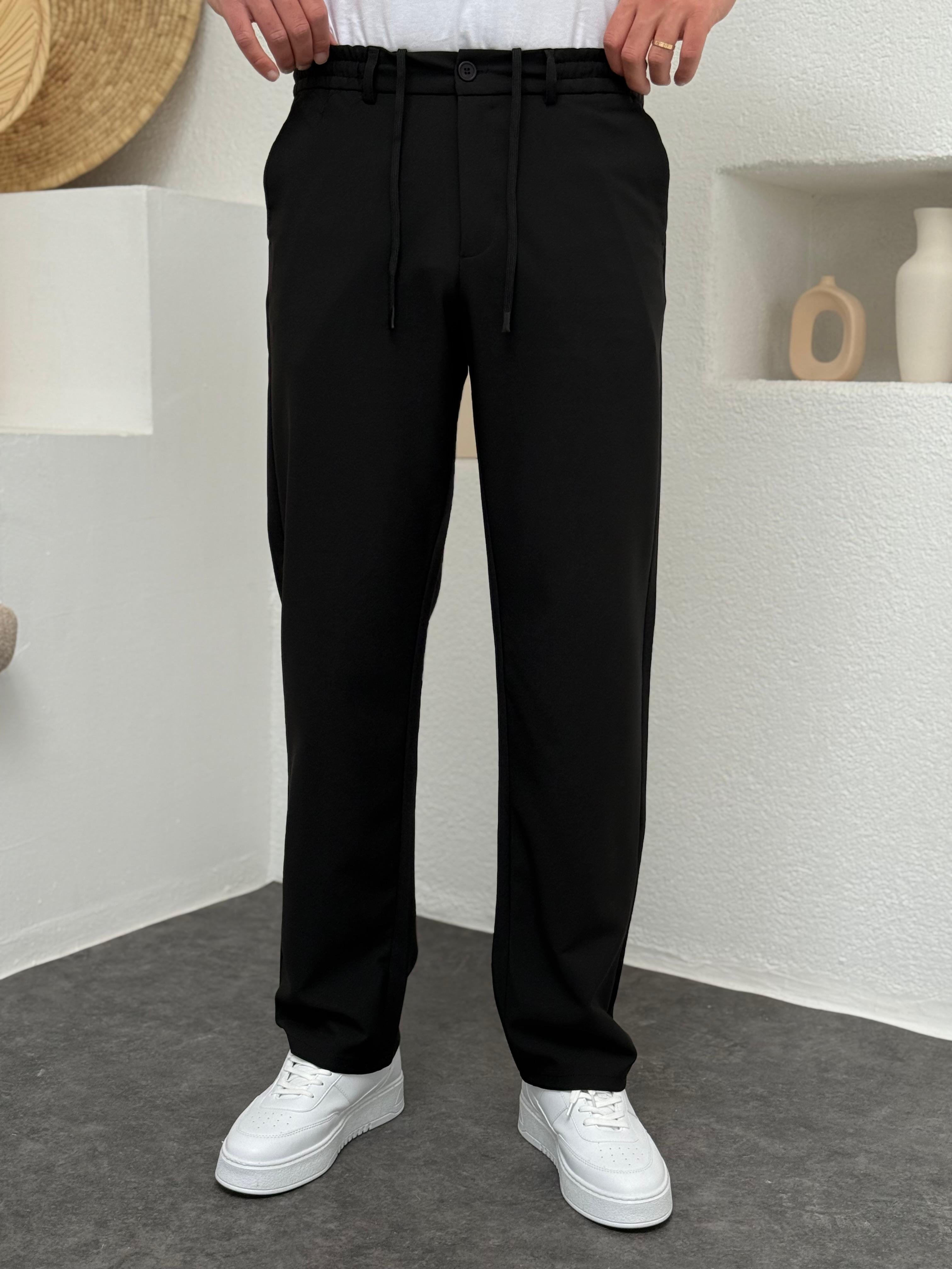 Siyah İp Detaylı Jogger Pantolon
