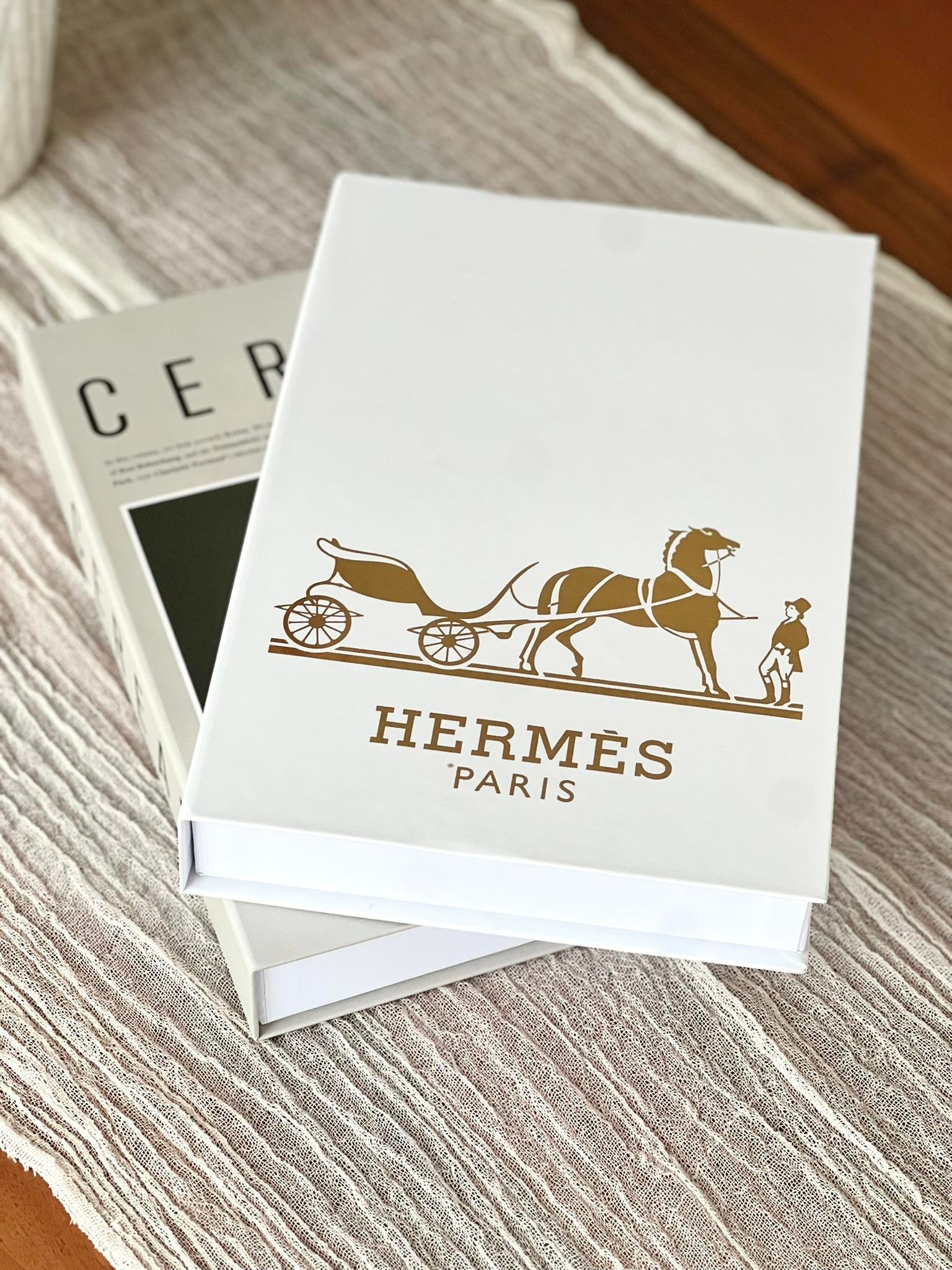 Dekoratif Kitap Kutu 2'li Set (C/HE)