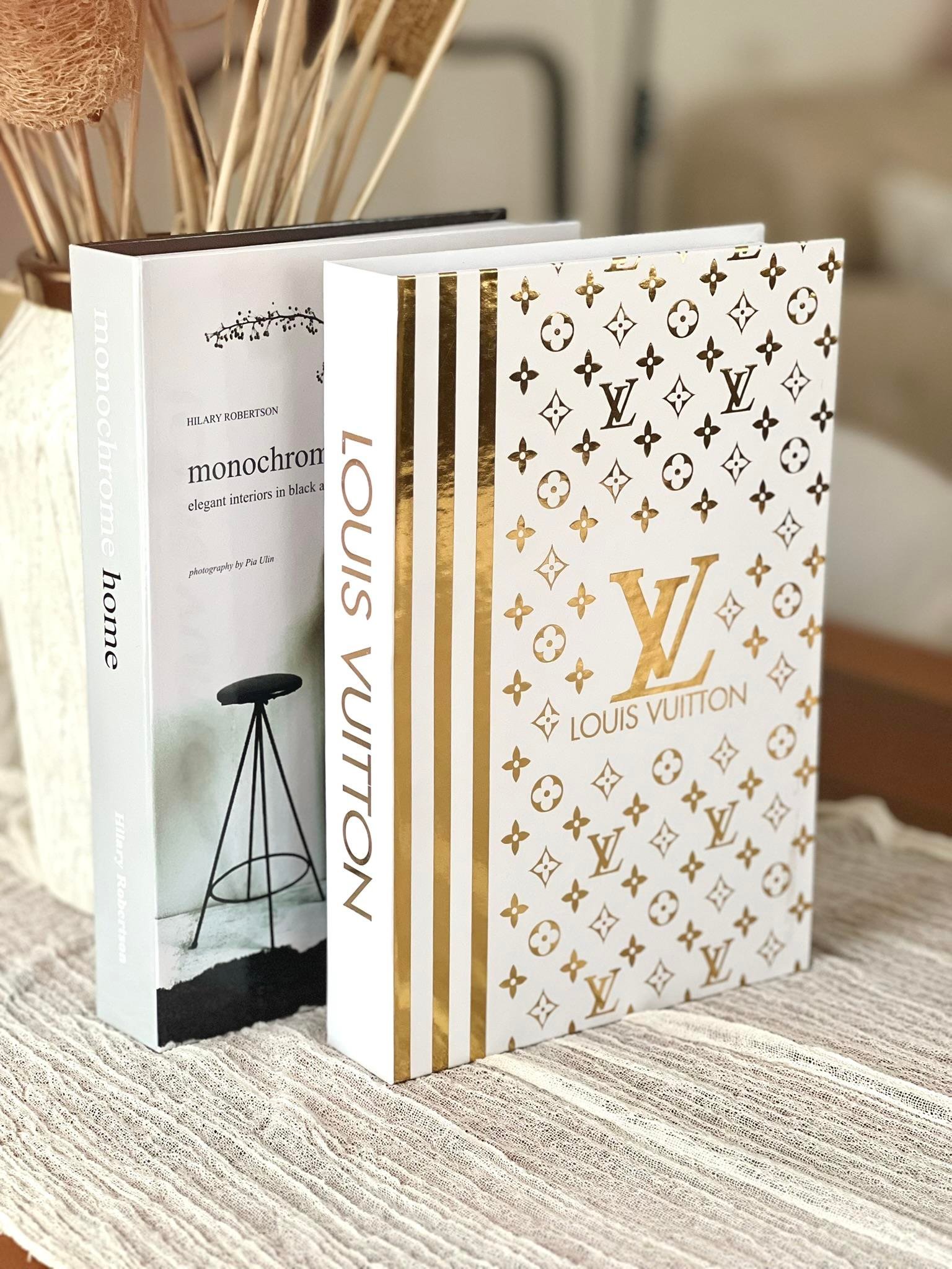 Dekoratif Kitap Kutu 2'li Set (LV/M)