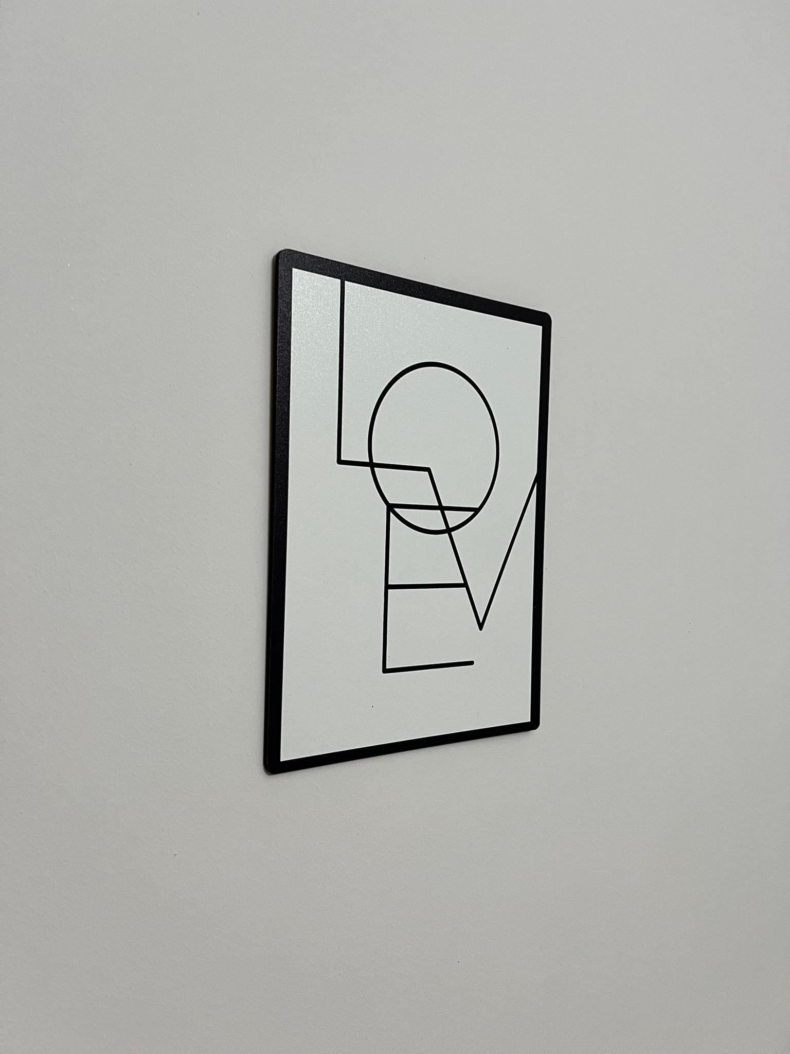 LOVE Yazılı Minimal Çizgisel Duvar Tablosu