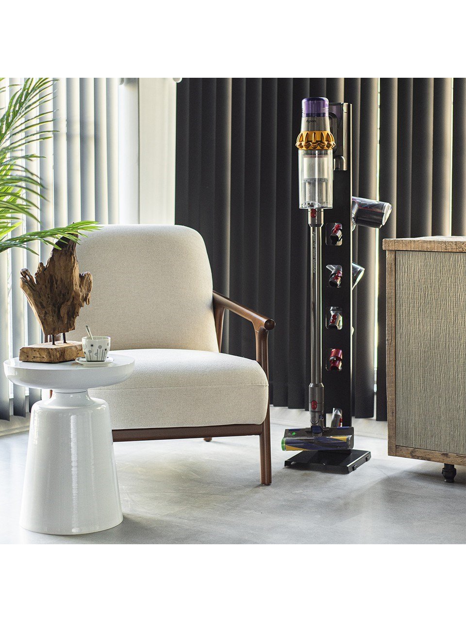 Bumech Dyson Uyumlu Şarjlı Süpürge Standı