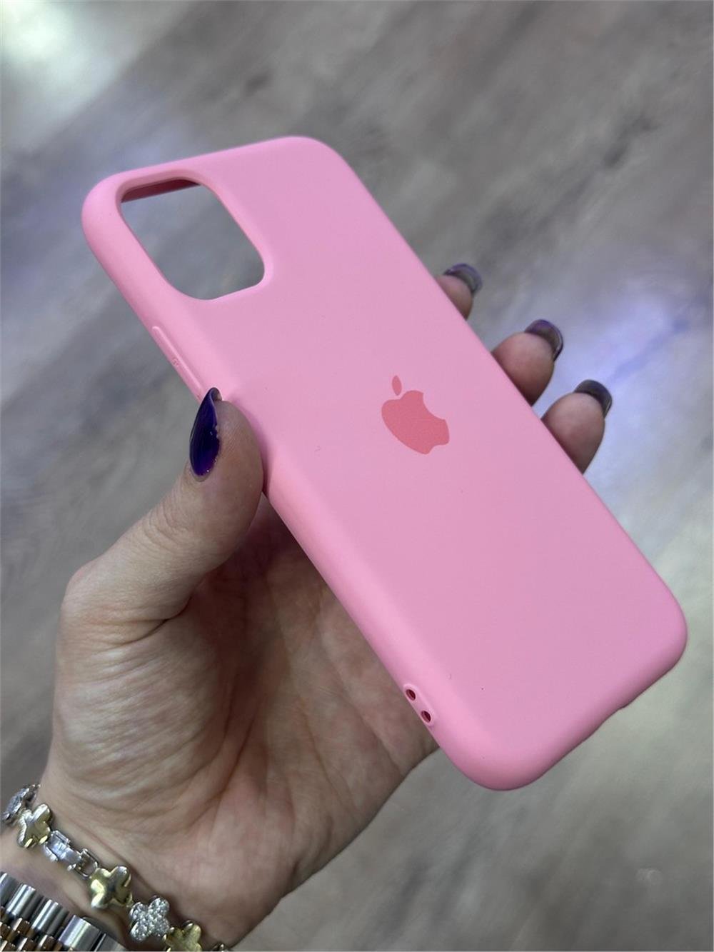 iPhone 11 Kılıf - Logolu Lansman, İçi Kadife