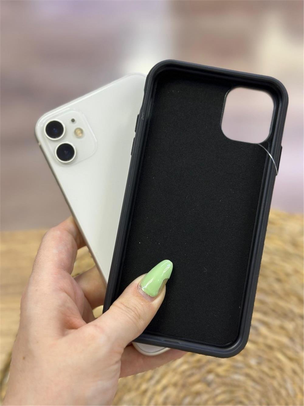 iPhone 11 Kılıf - Standlı