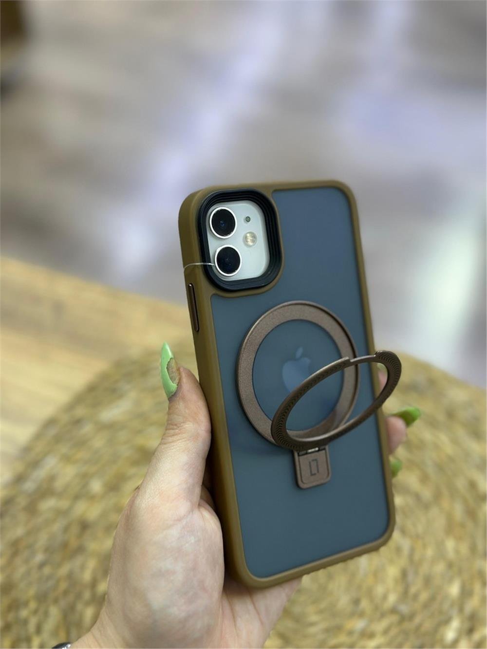 iPhone 11 Kılıf - Standlı