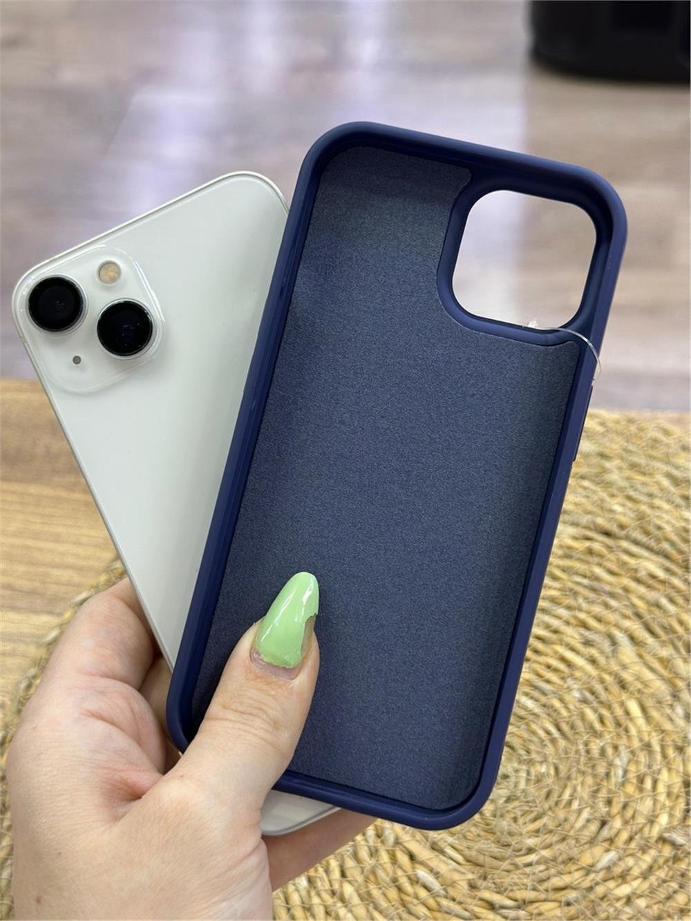 iPhone 13 / 14 / 15 Kılıf - 