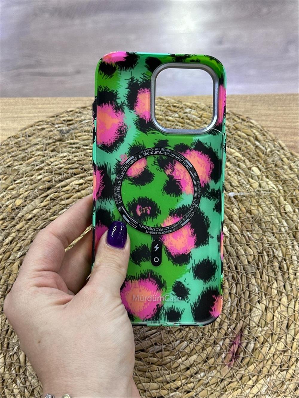 iPhone 16 Pro Max Kılıf - Karbon, Ultra İnce, Mika, MagSafe Şarj