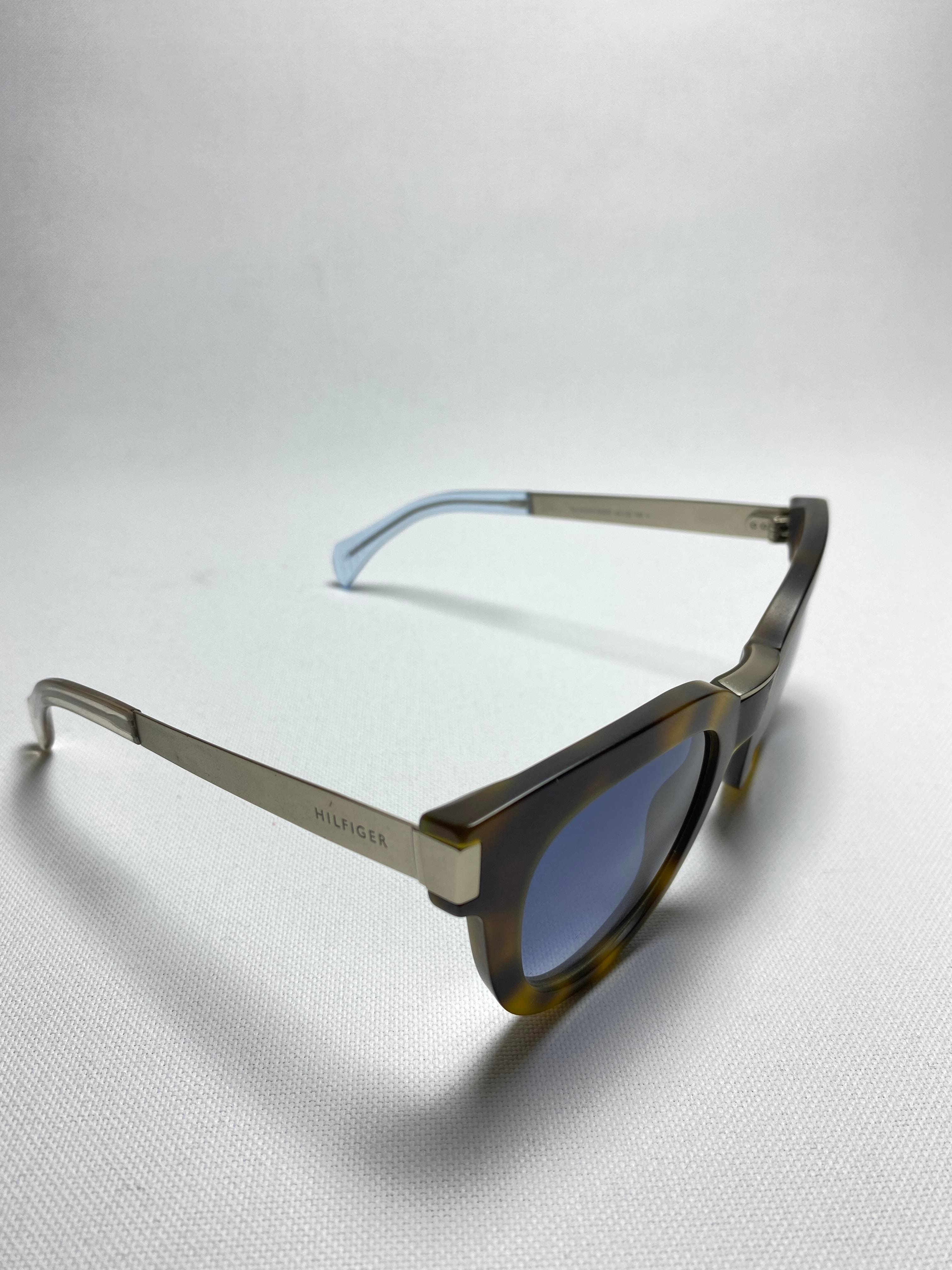 TH1379/S 49-25 140V TOMMY HILFIGER Güneş Gözlüğü