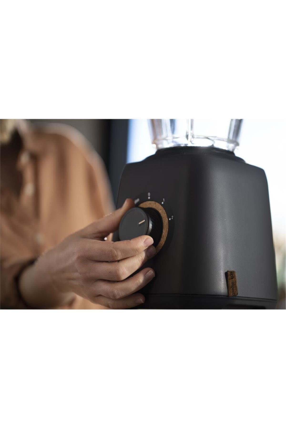 BL46EN Eco Respect Cam Sürahili Blender