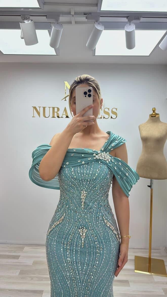 Mint yeşil  taşlı abiye