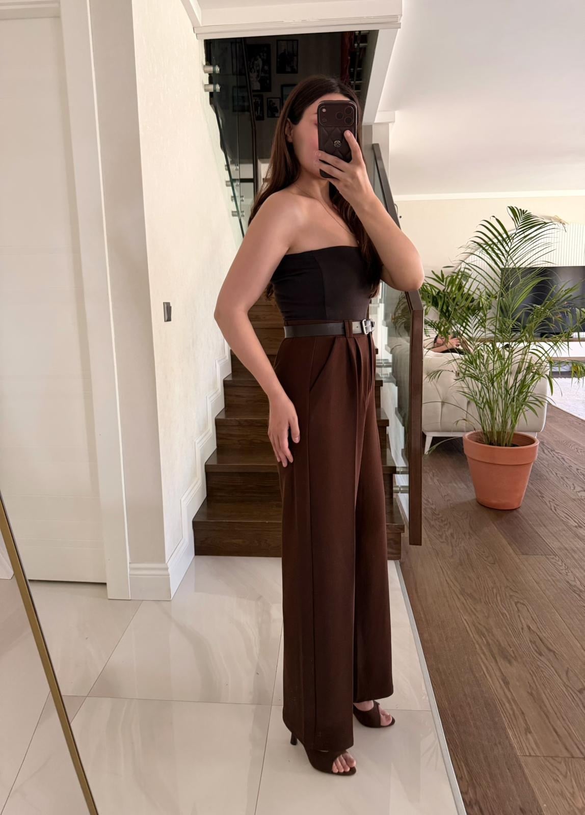 ARKA LASTİK DETAY PANTOLON