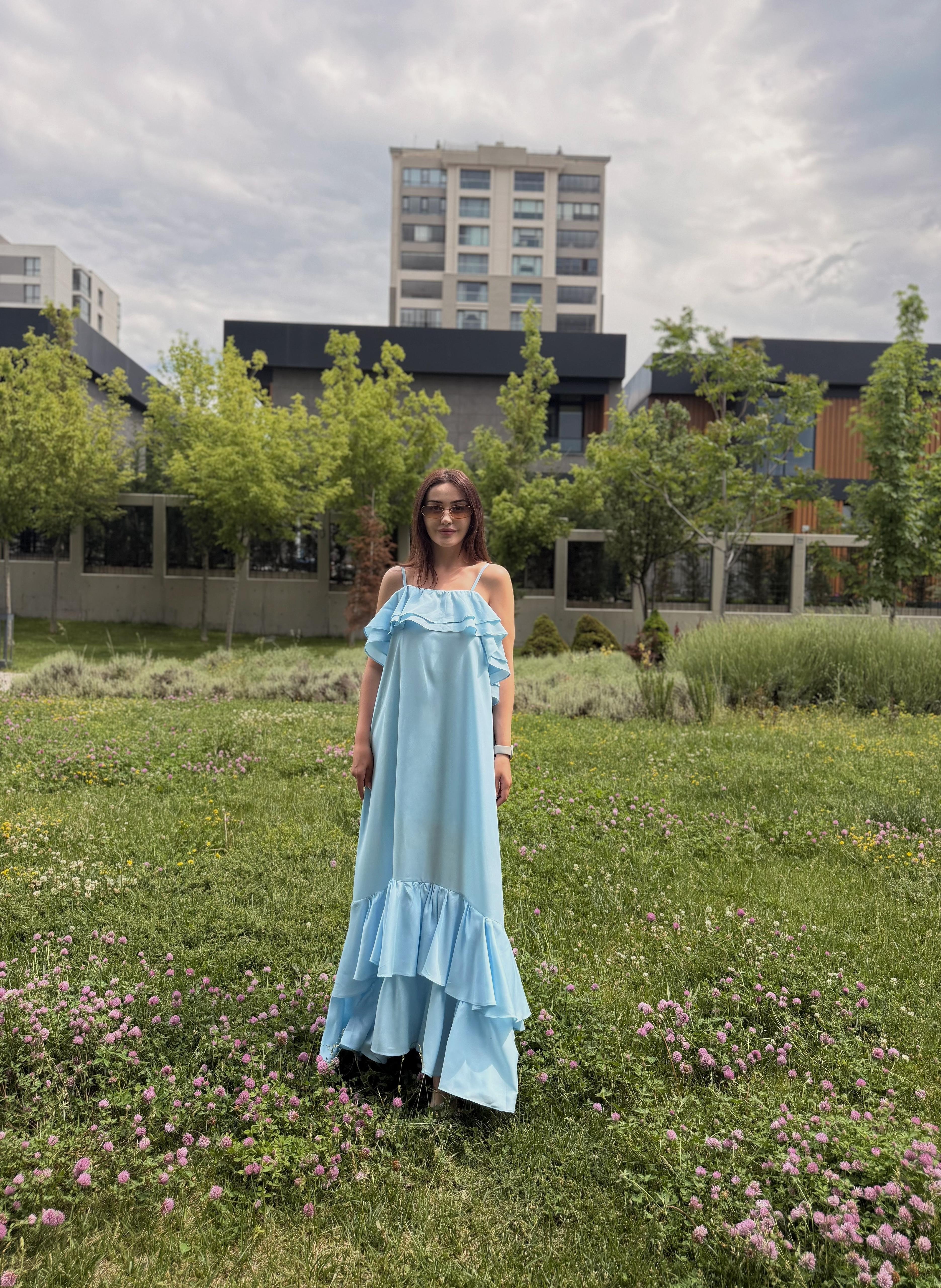 ASKILI SALAŞ ELBİSE