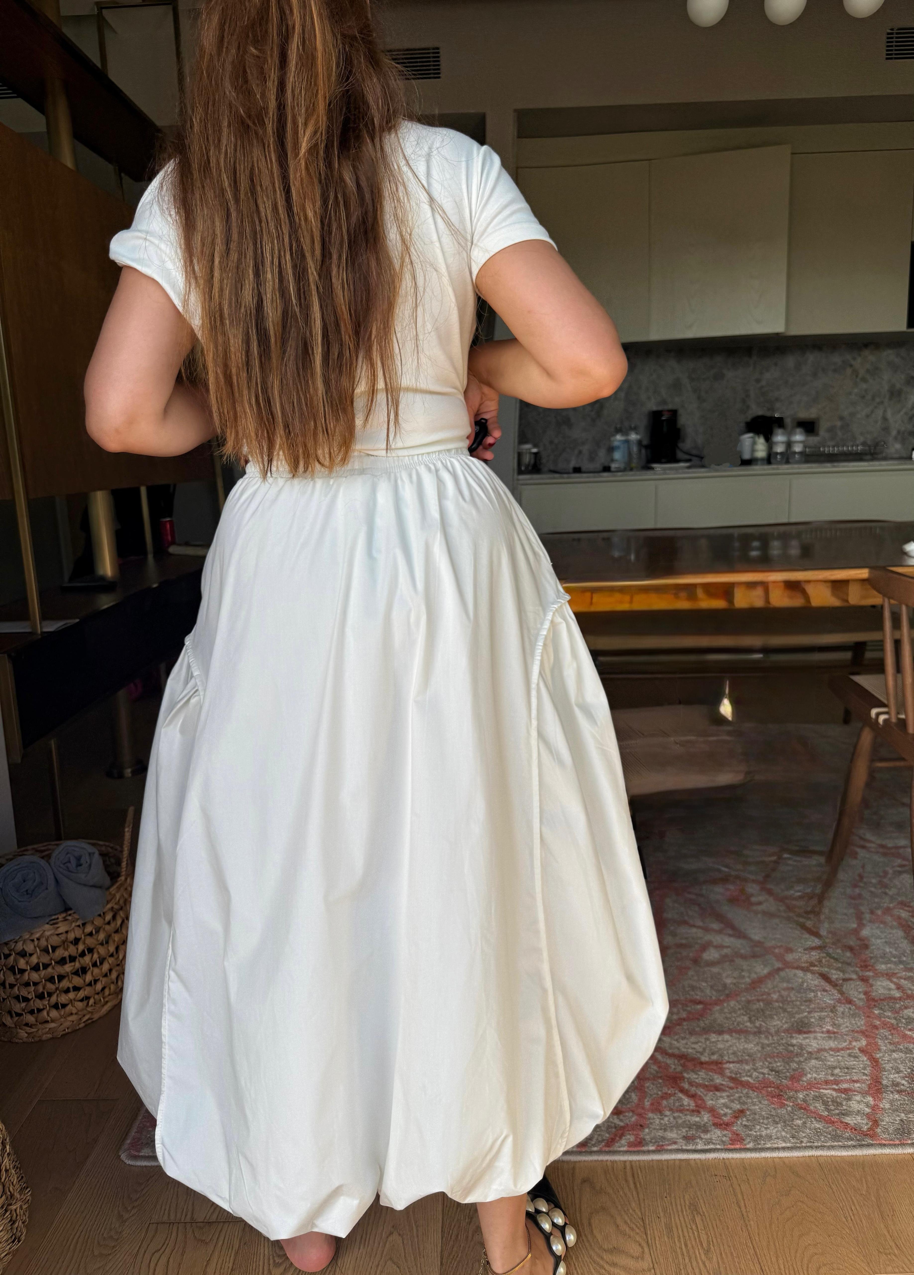 Beyaz Balon Form Astarlı Etek