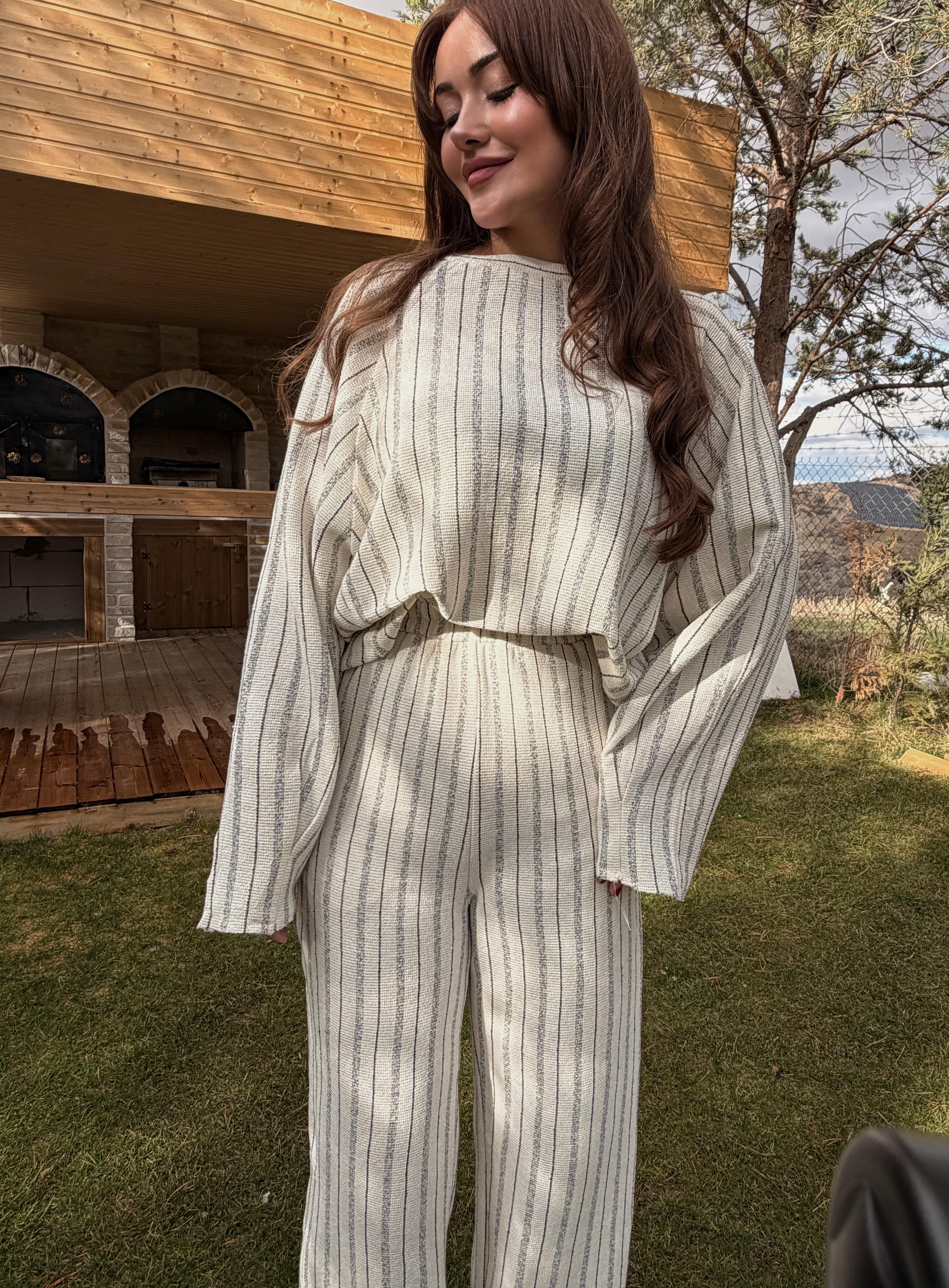 ÇİZGİLİ RAHAT TAKIM 