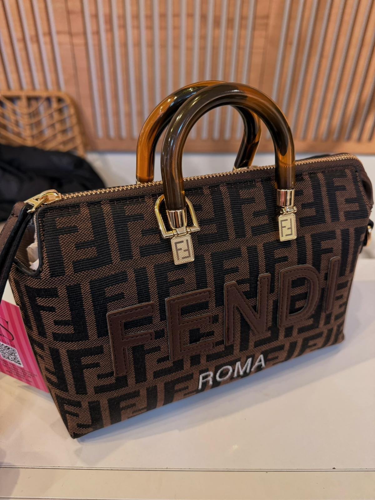 FENDİ ROMA ÇANTA