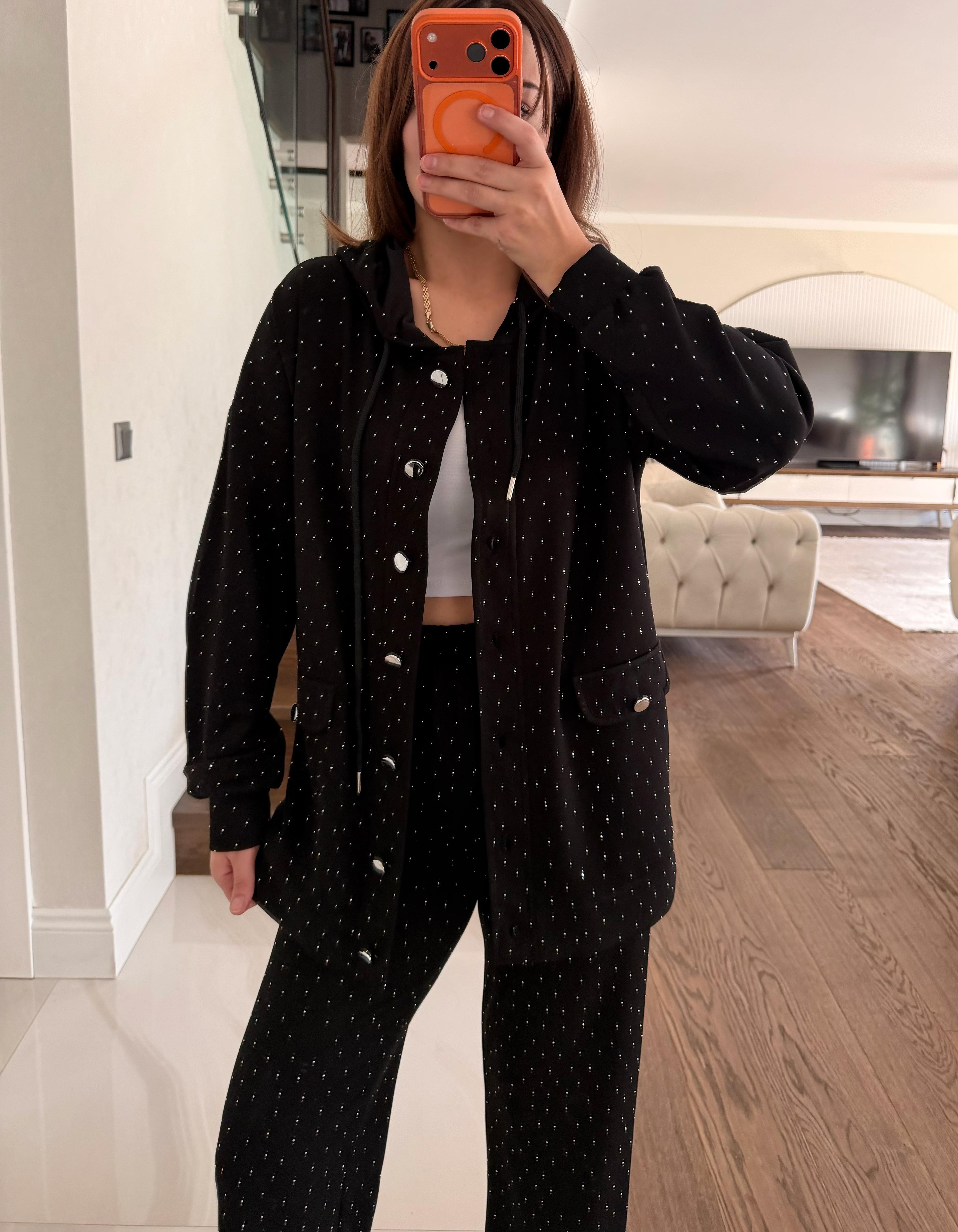 KAPŞONLU TAŞLI TAKIM