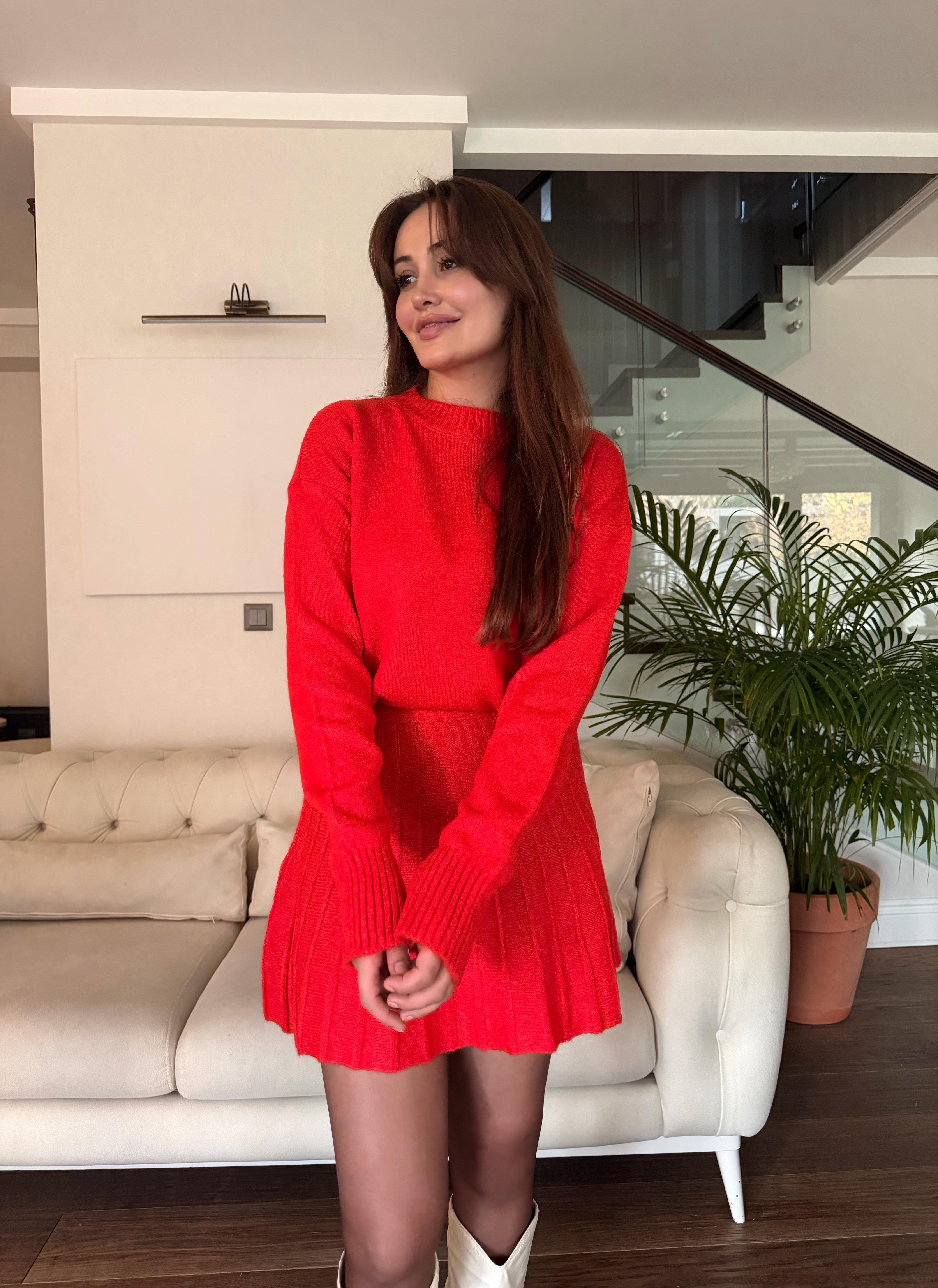 KIRMIZI TRİKO TAKIM