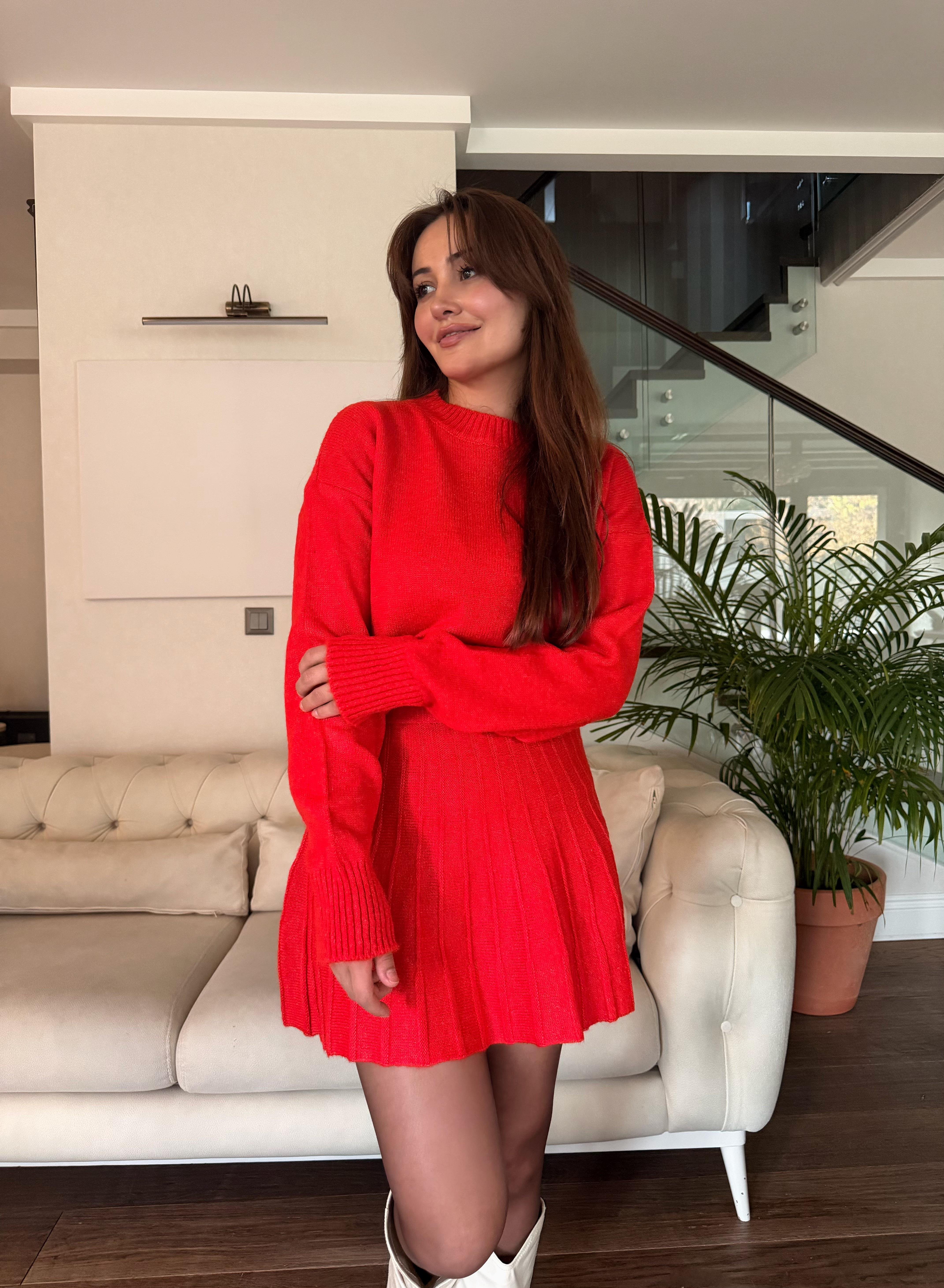 KIRMIZI TRİKO TAKIM