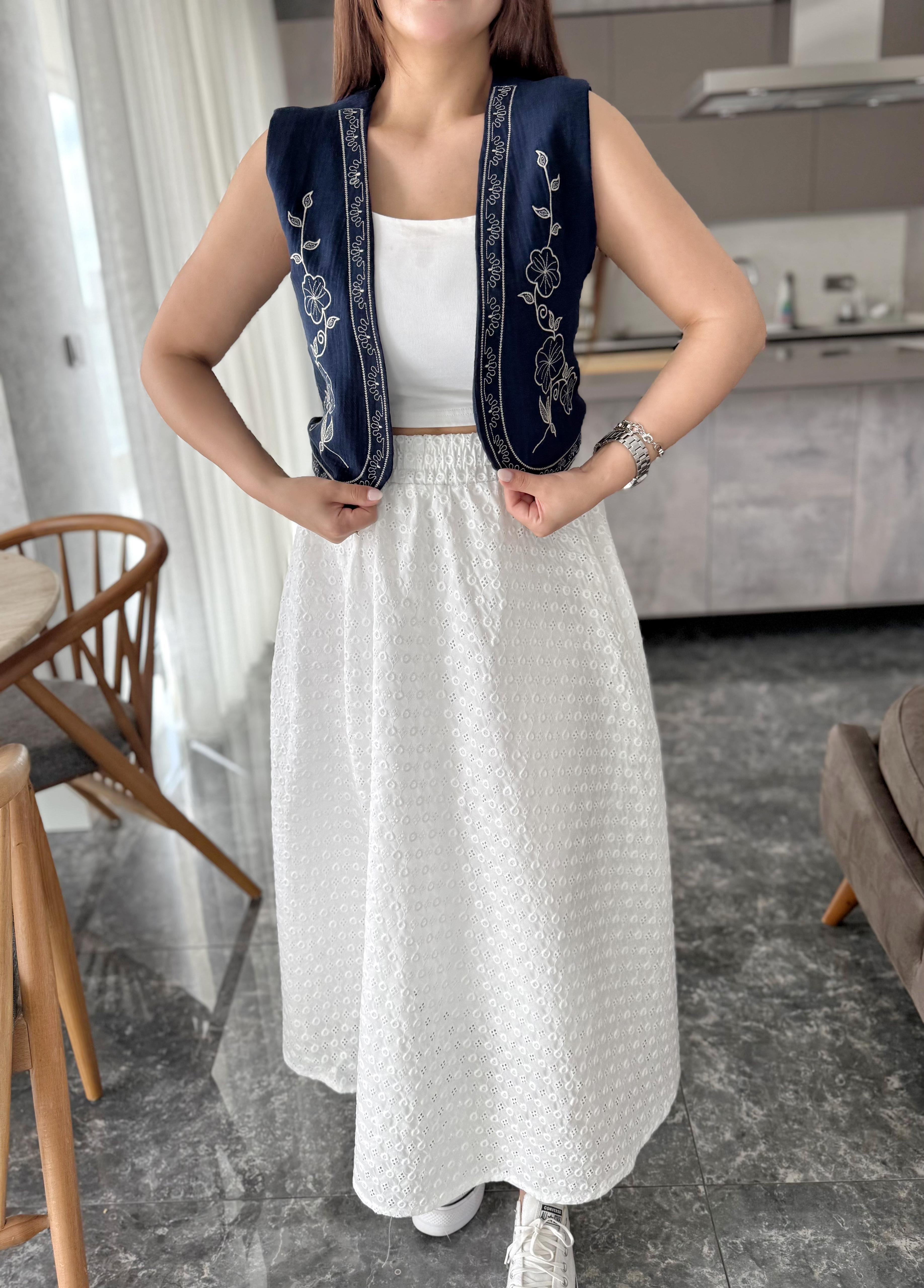 Nakış İşlemeli Yelek