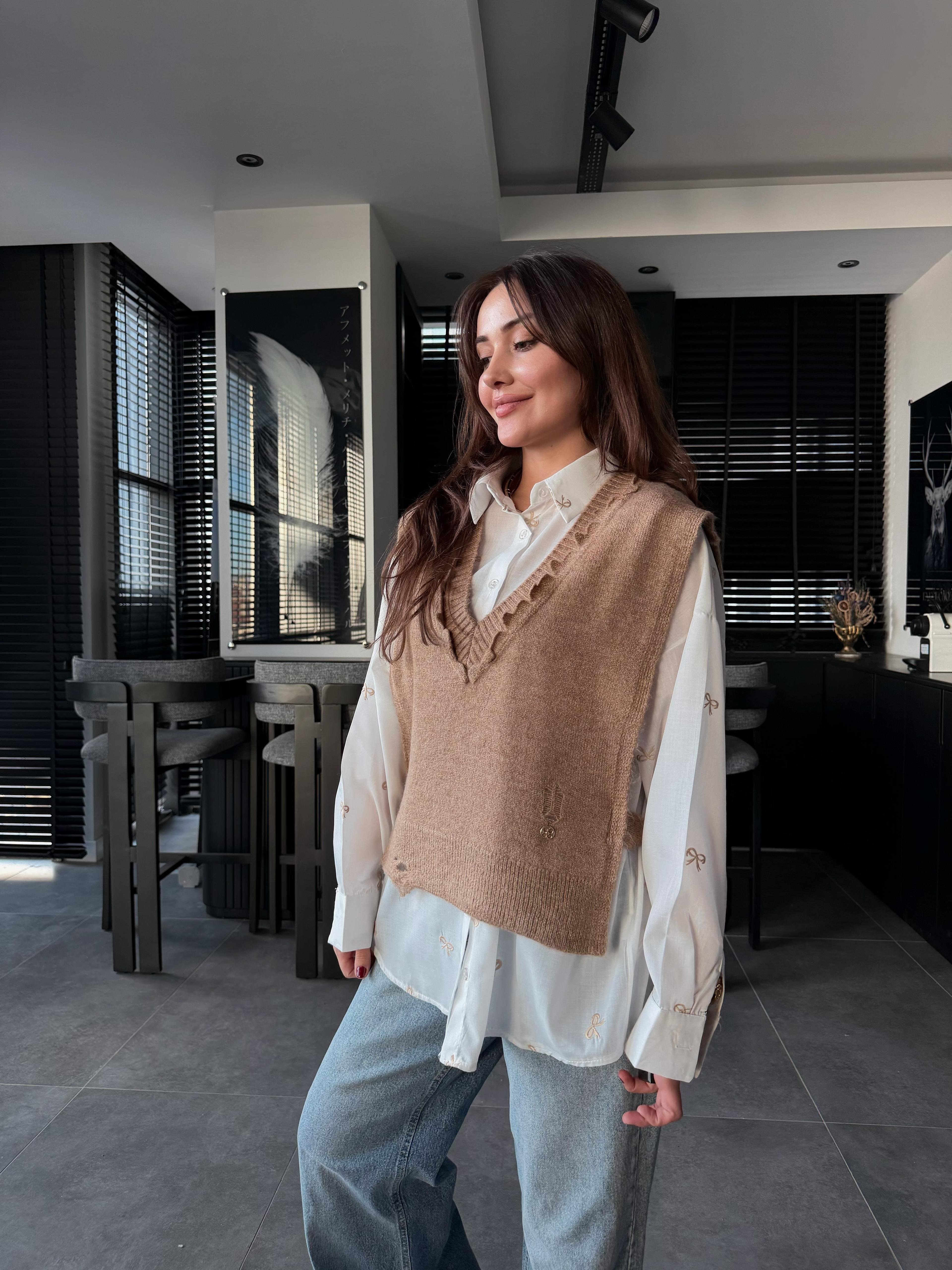 OVERSİZE TRİKO SÜVETER 