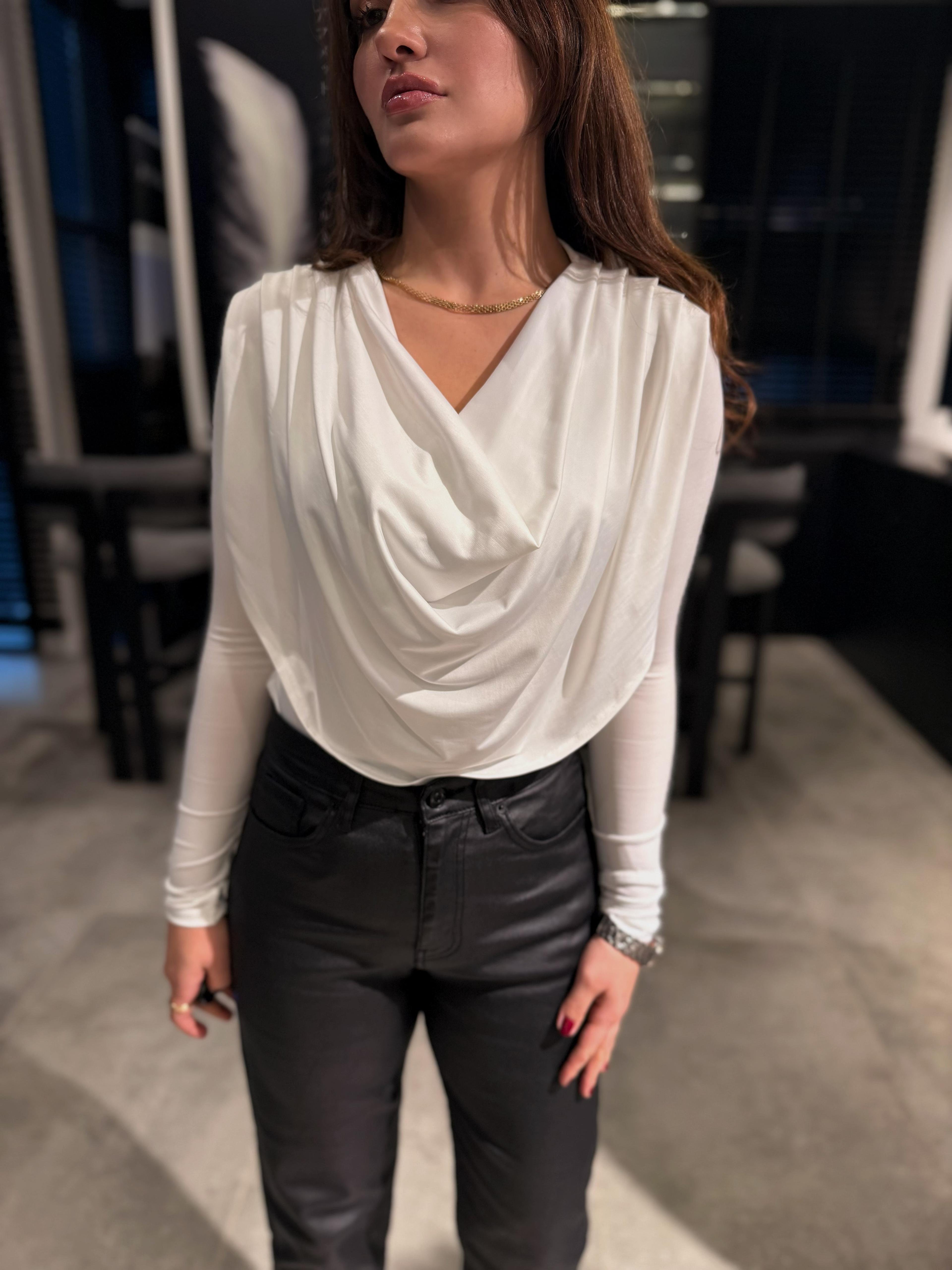 PİLELİ DEGAJE BLUZ