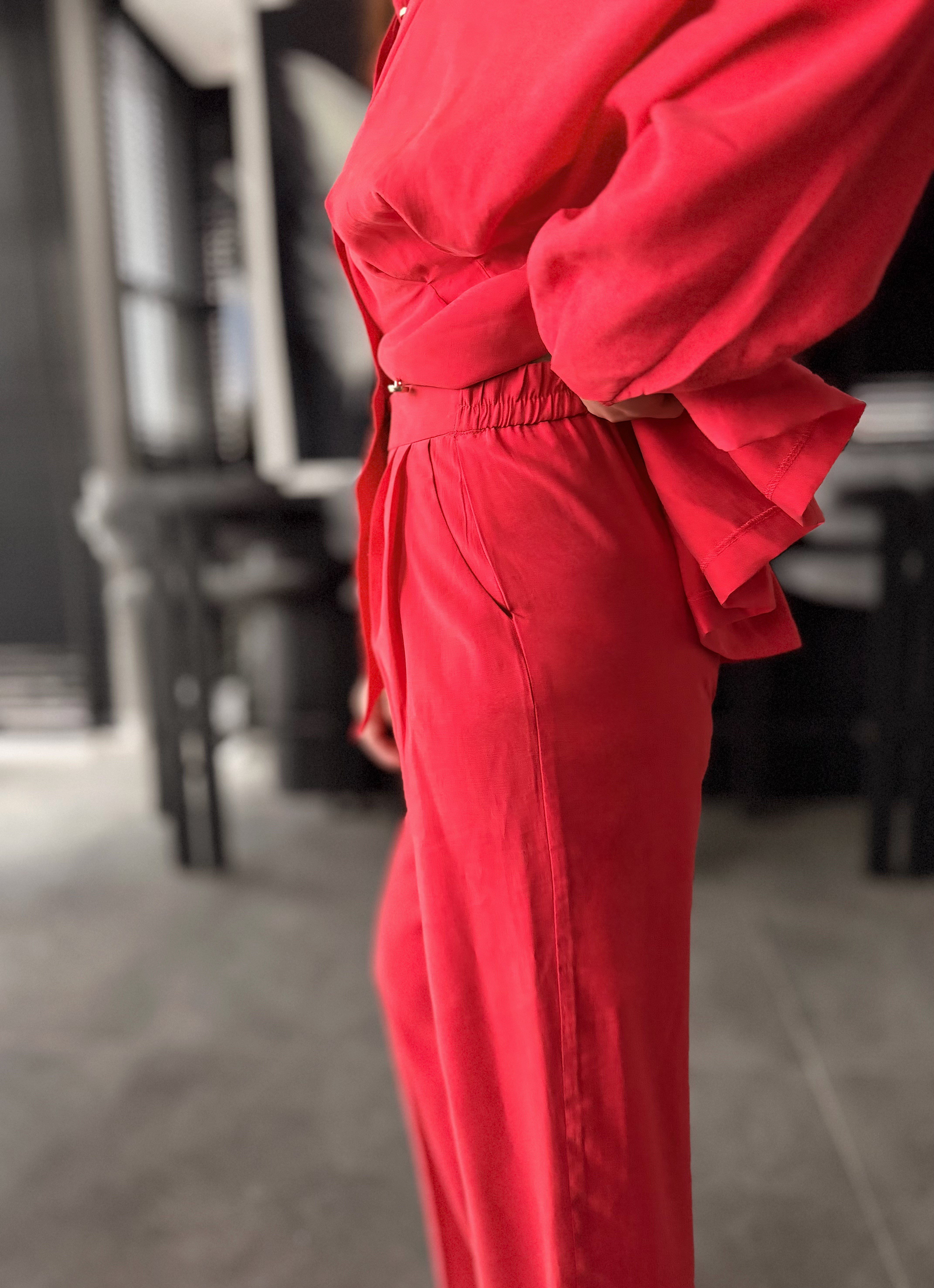 RED AURA PREMİUM TAKIM