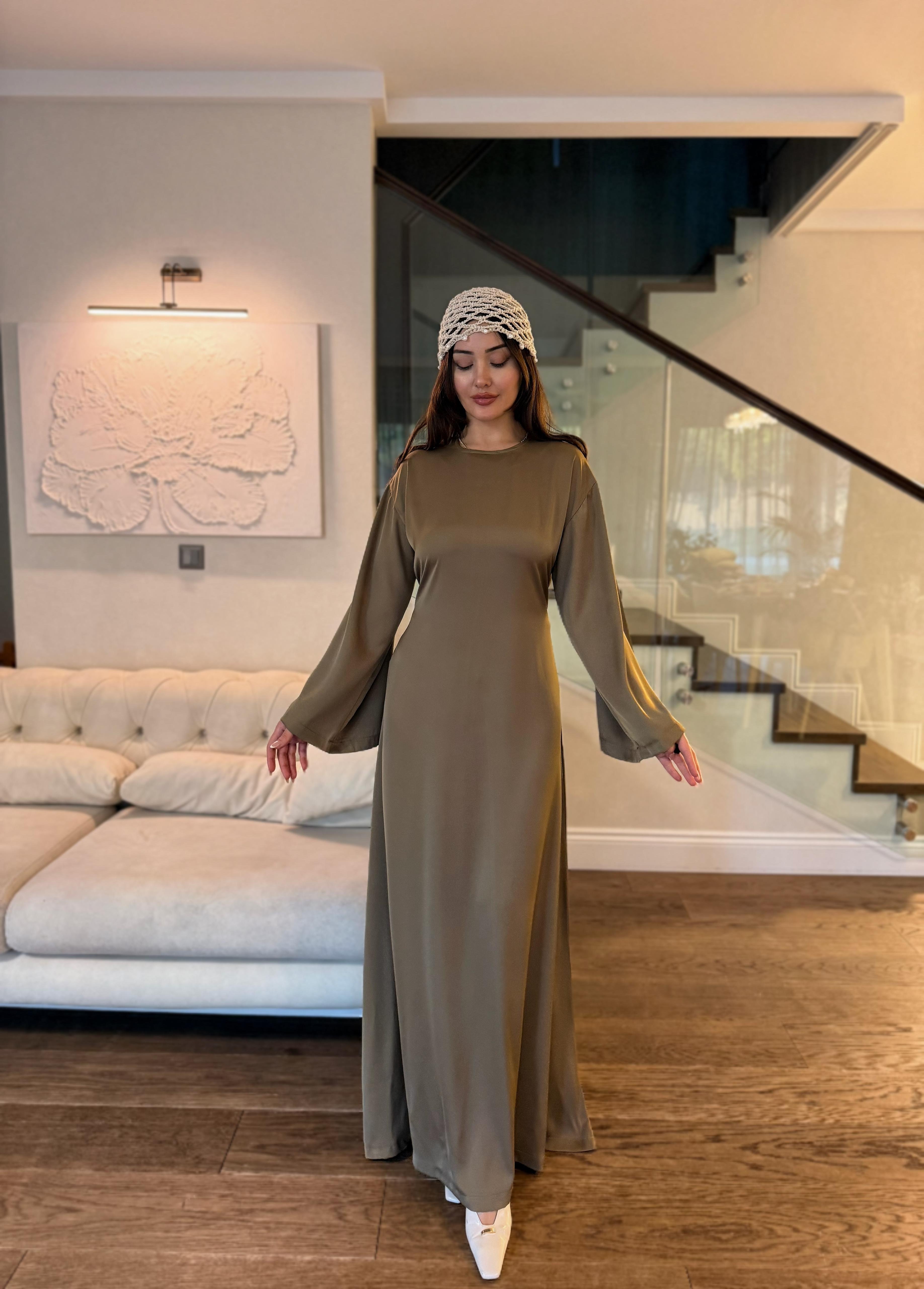 SATEN KUŞAKLI ELBİSE