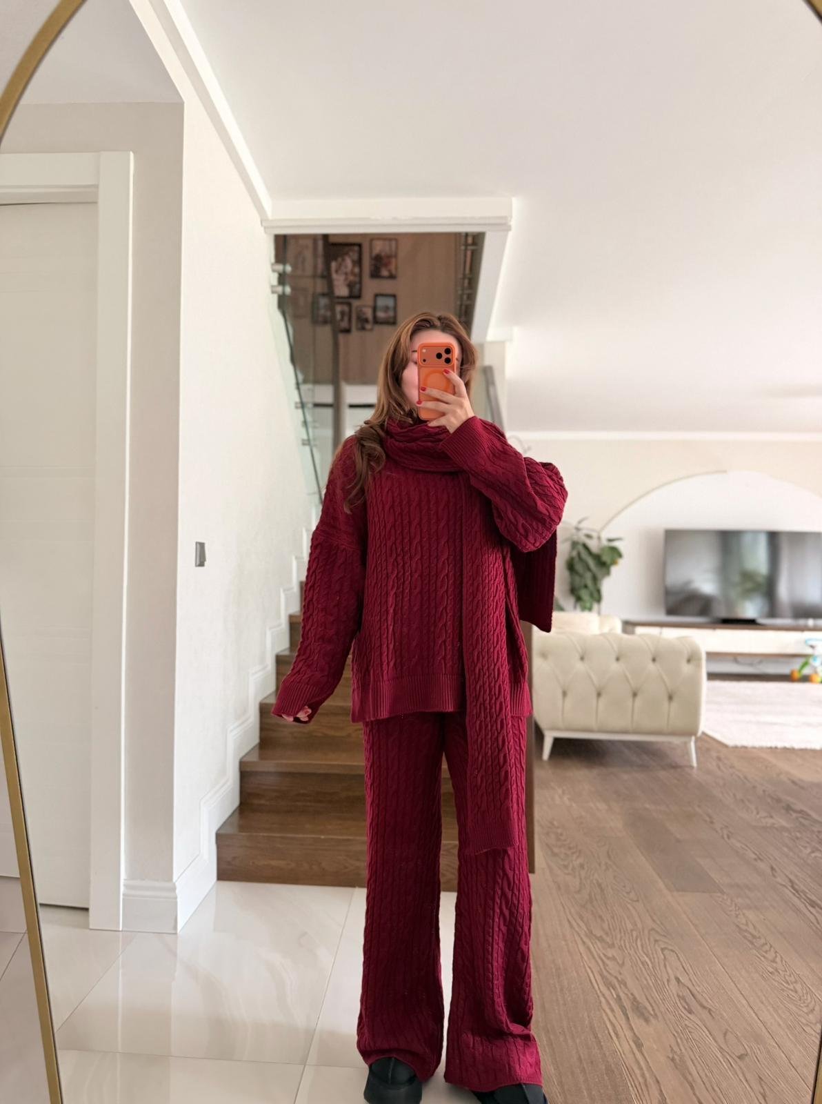 SELANİK ÖRGÜ TAKIM