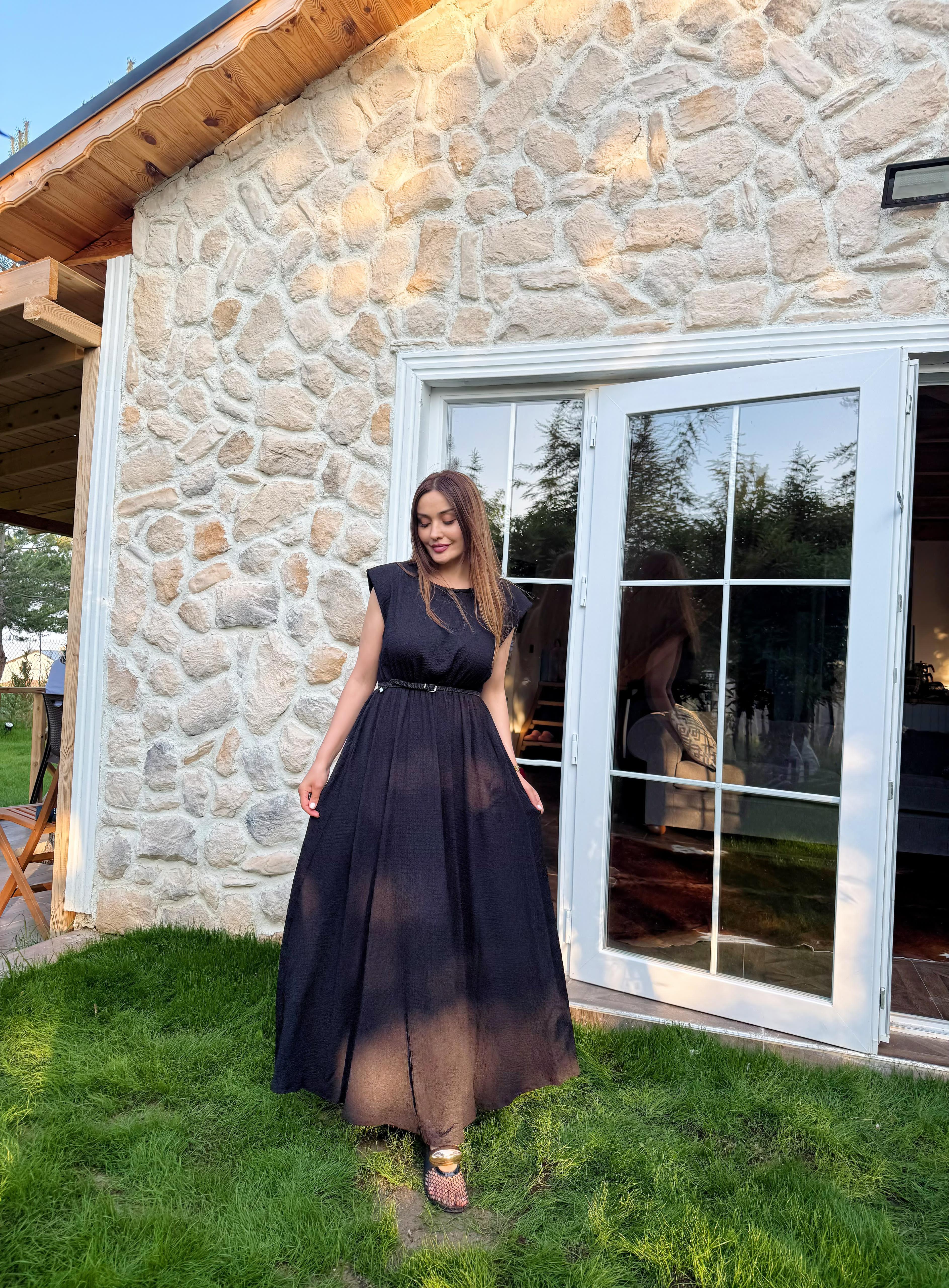 Vatkalı Kemerli Maxi Elbise