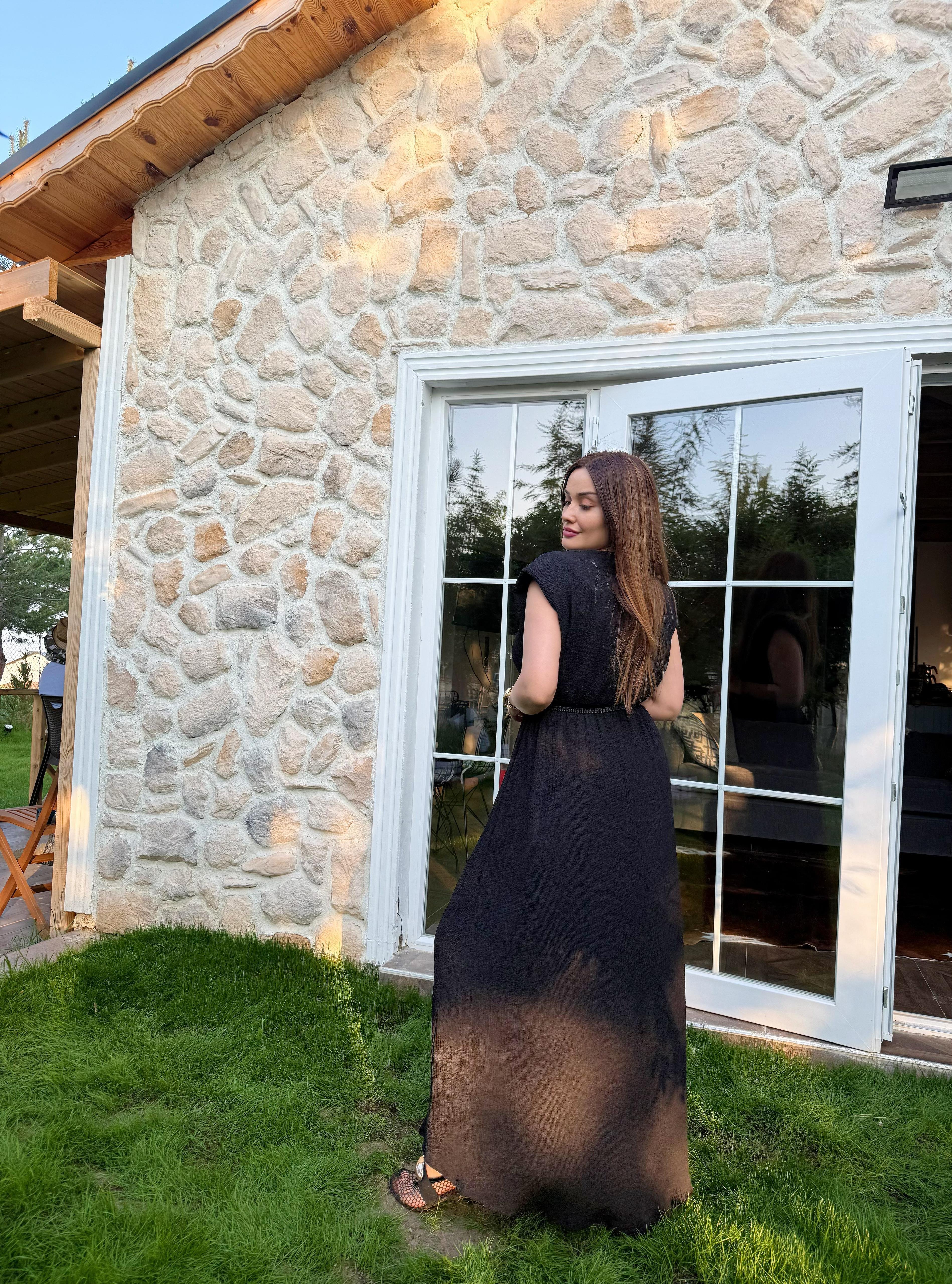 Vatkalı Kemerli Maxi Elbise