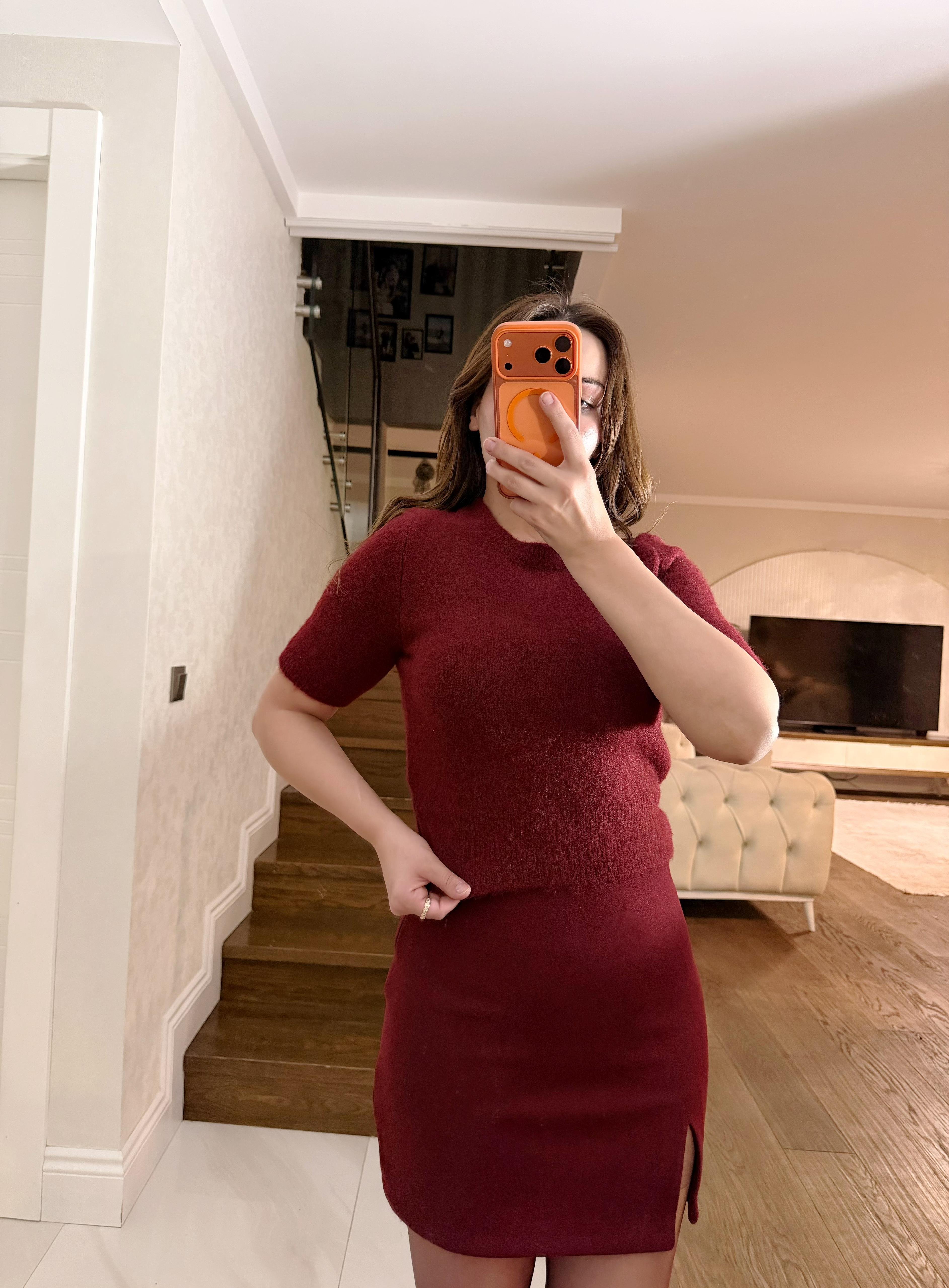 YUMOŞ DOKULU KISA KOL 